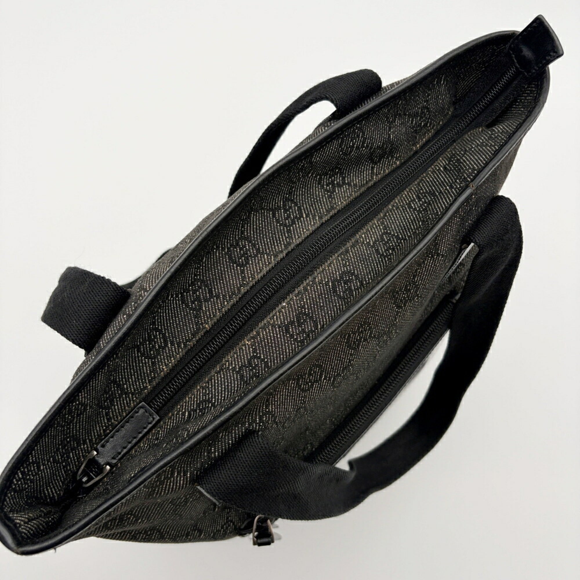 Gucci Black Gg Canvas Tote Bag (Pre-Owned)