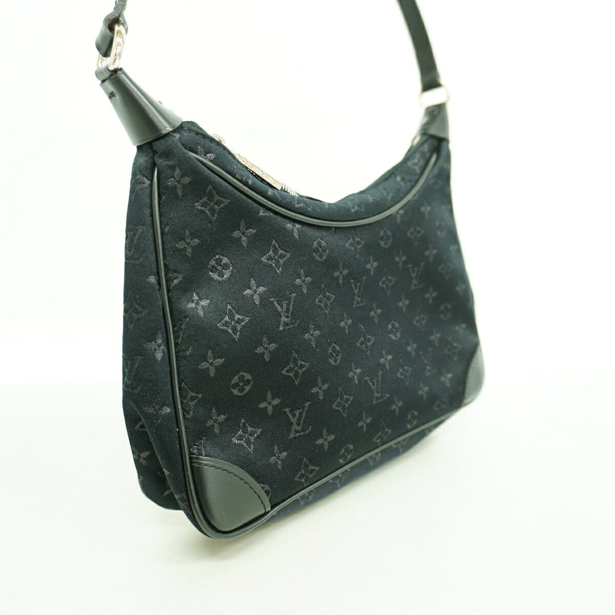 Louis Vuitton Noir Pouch (Pre-Owned)