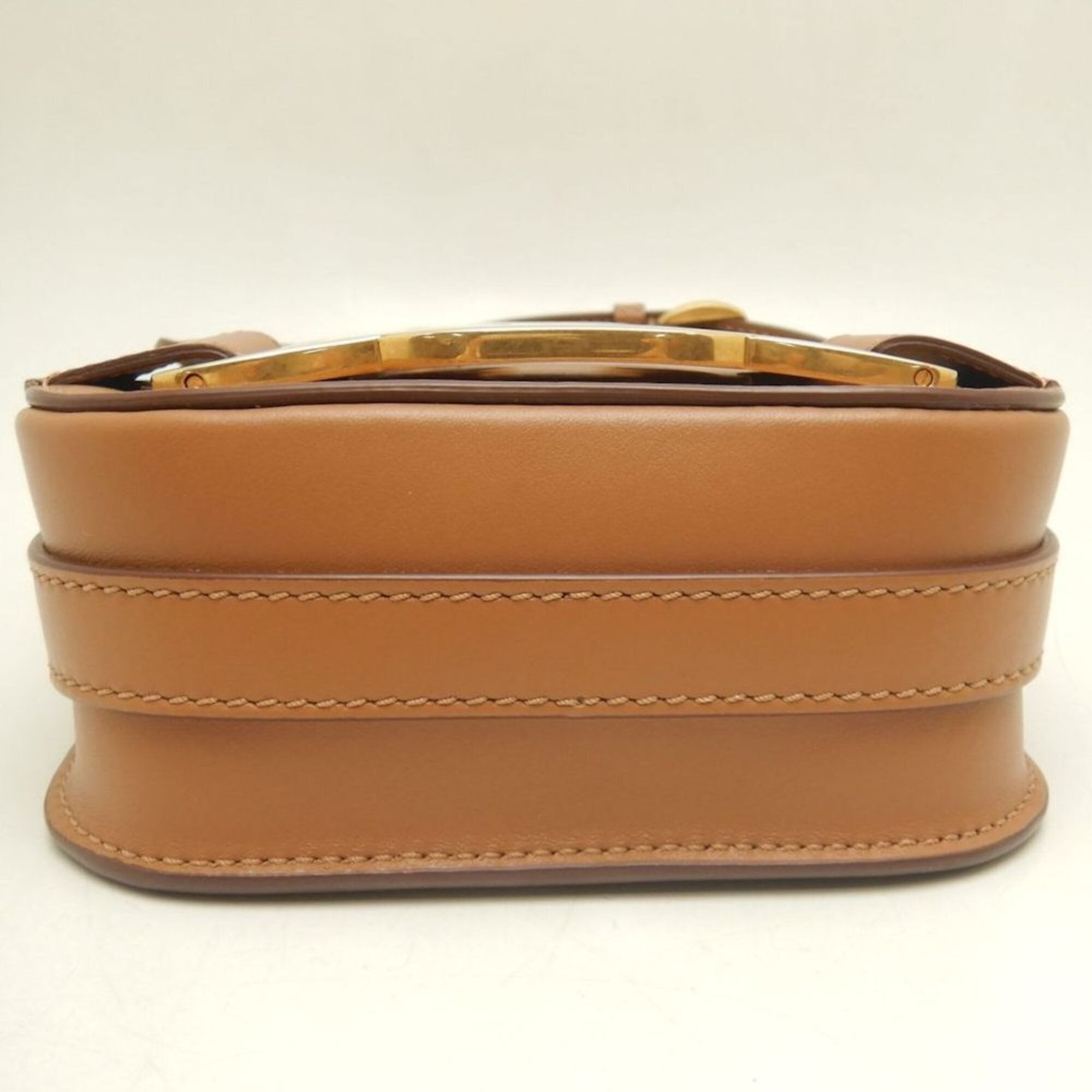 Tod's Brown Leather Shoulder Bag (Pre-Owned)