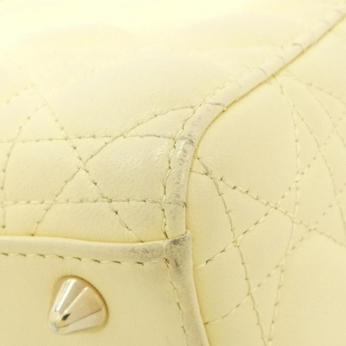 Christian Dior Lady Dior Pale Yellow Leather Handbag (Pre-Owned)