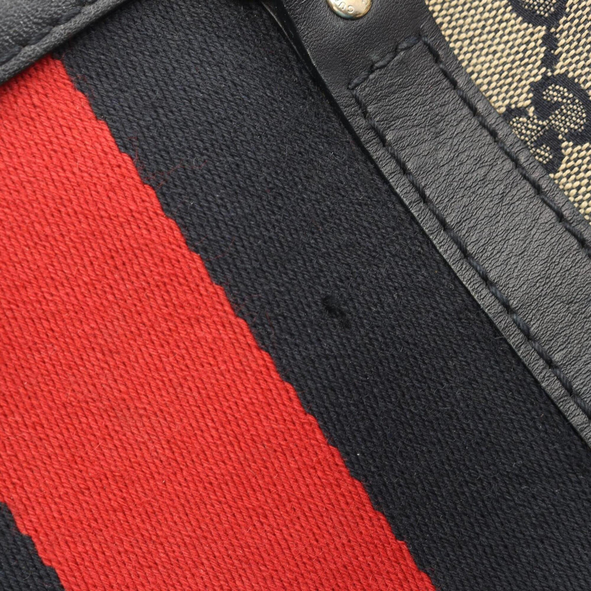 Gucci Beige Navy Red Color Canvas Leather Handbag (Pre-Owned)