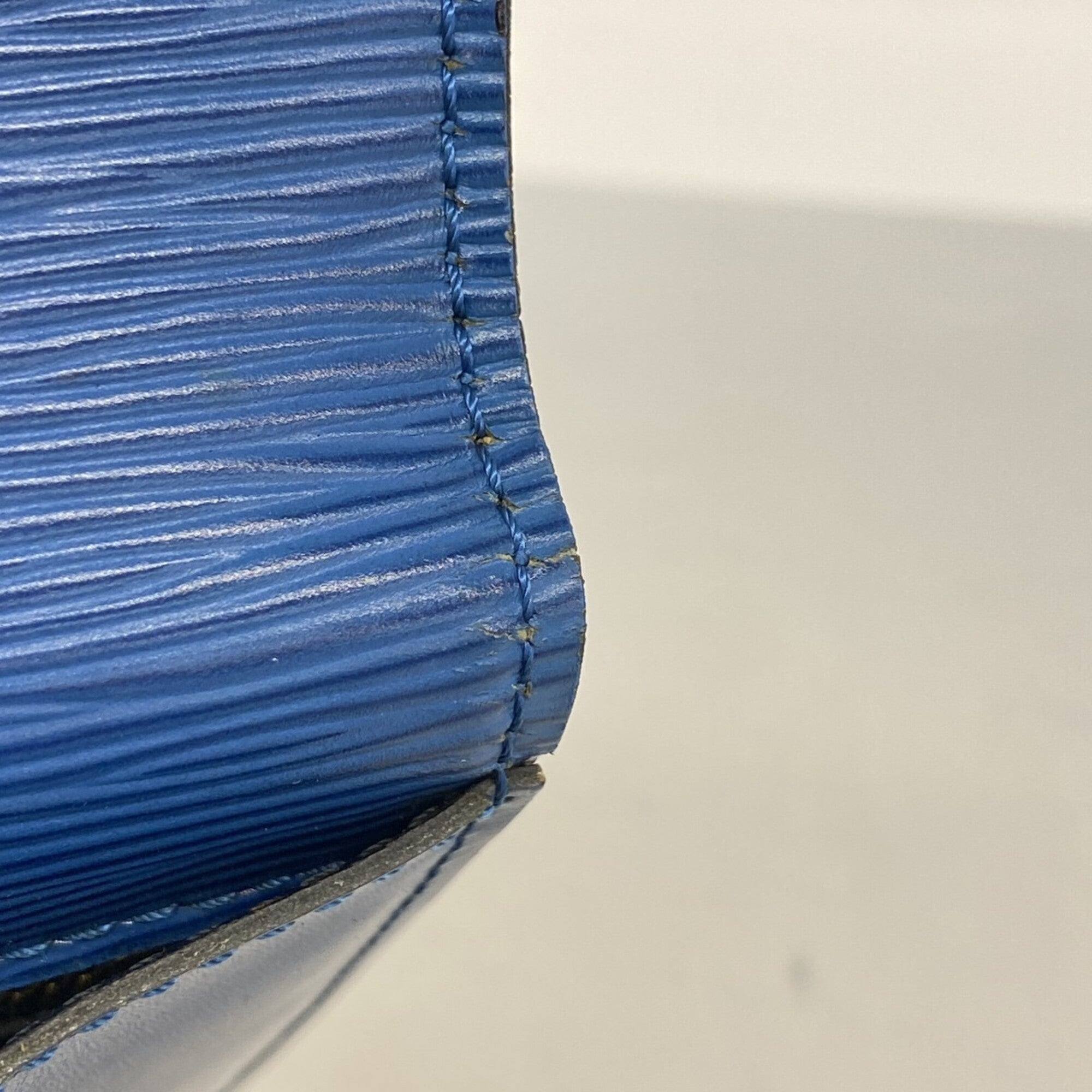 Louis Vuitton Toledo Blue Clutch Bag (Pre-Owned)