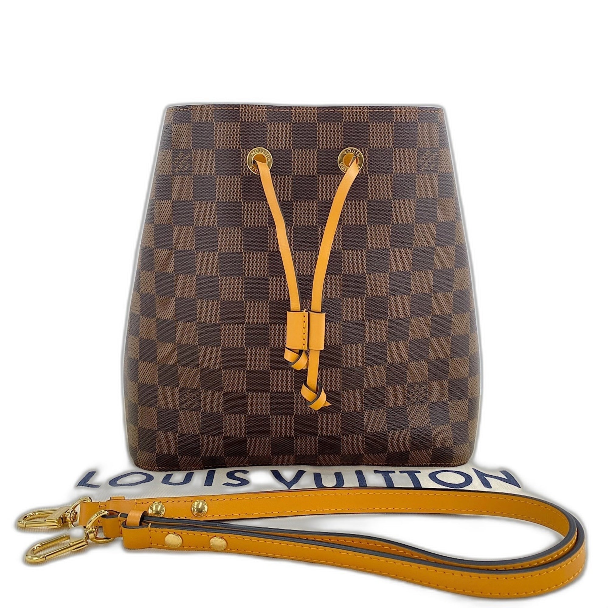 Louis Vuitton Brown Shoulder Bag (Pre-Owned)