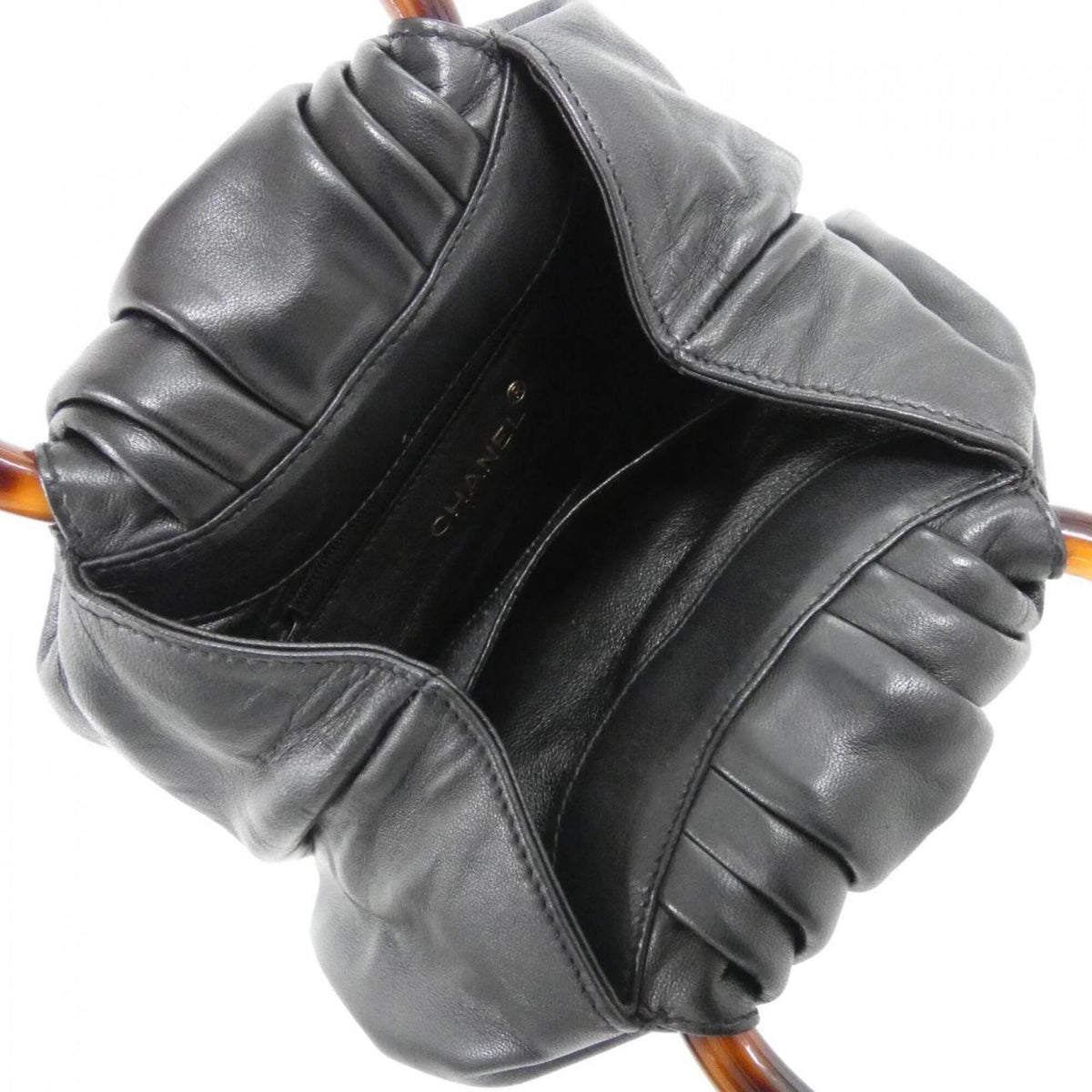 Chanel Black Leather Handbag (Pre-Owned)