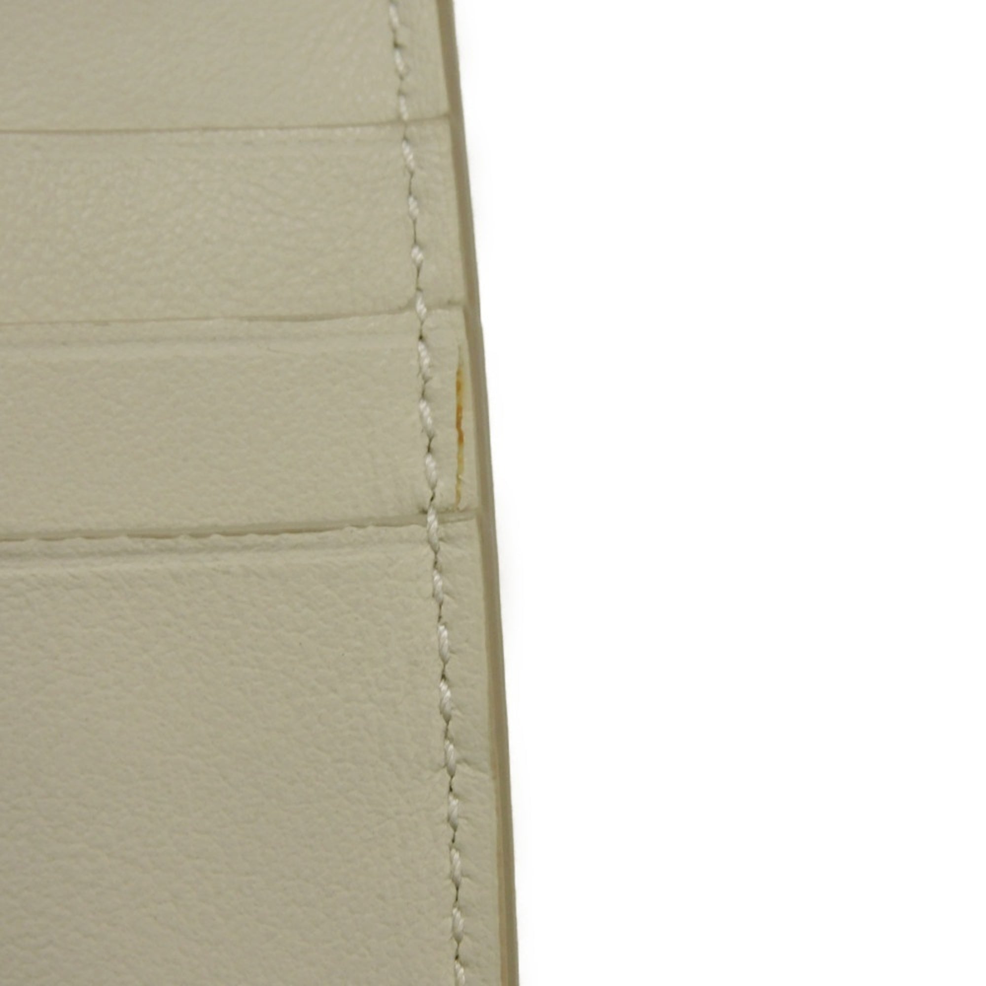 Bottega Veneta Ivory White Leather Wallet (Tri-Fold) (Pre-Owned)