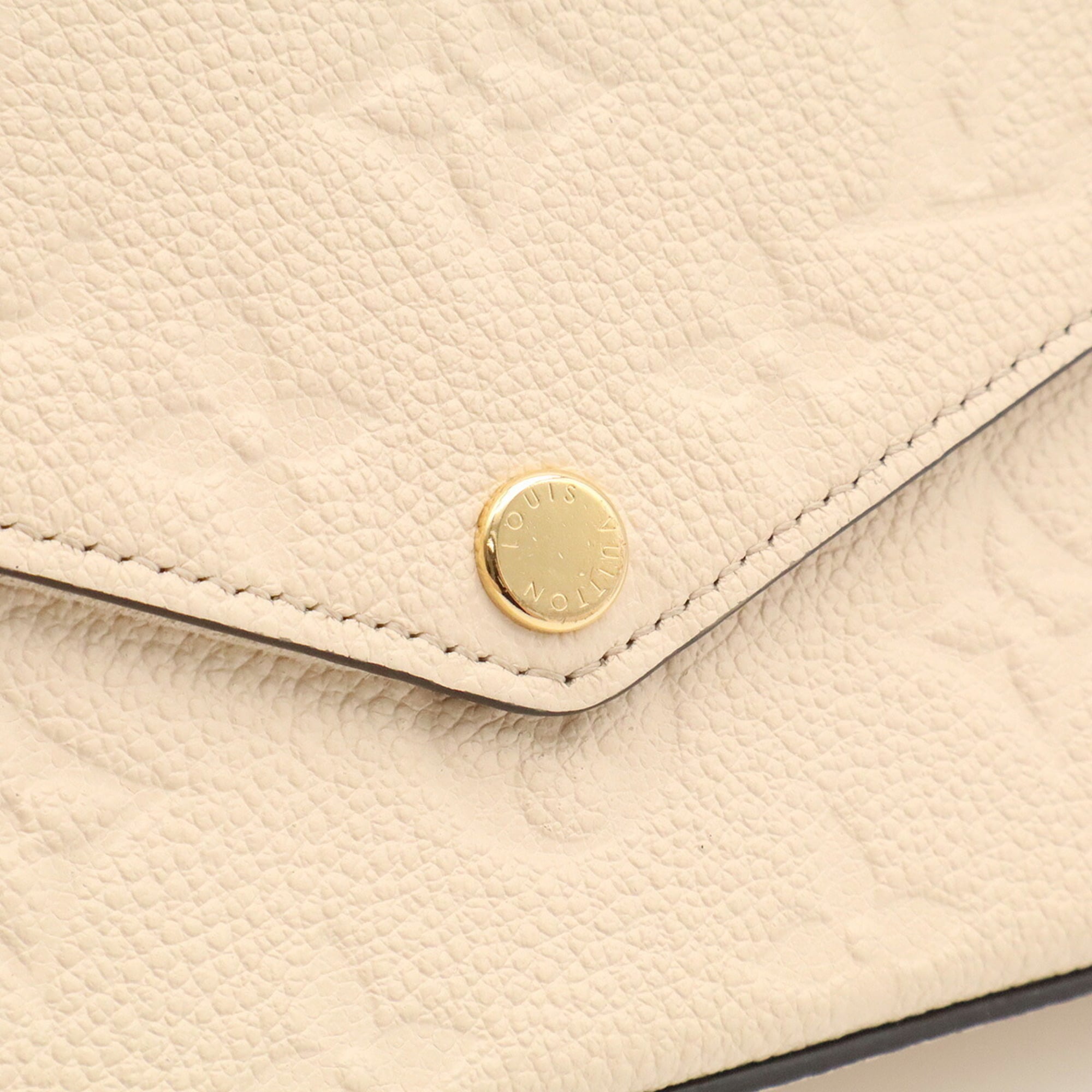 Louis Vuitton Cream Leather Clutch Bag Pochette Shoulder Bag (Pre-Owned)