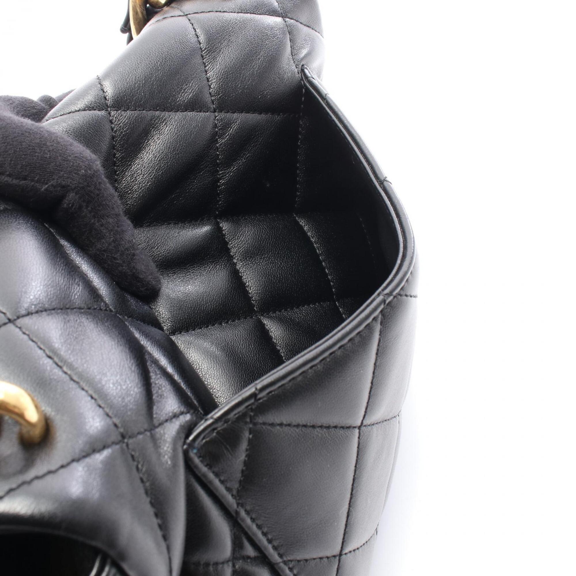 Chanel Black Leather Handbag Shoulder Bag (Pre-Owned)