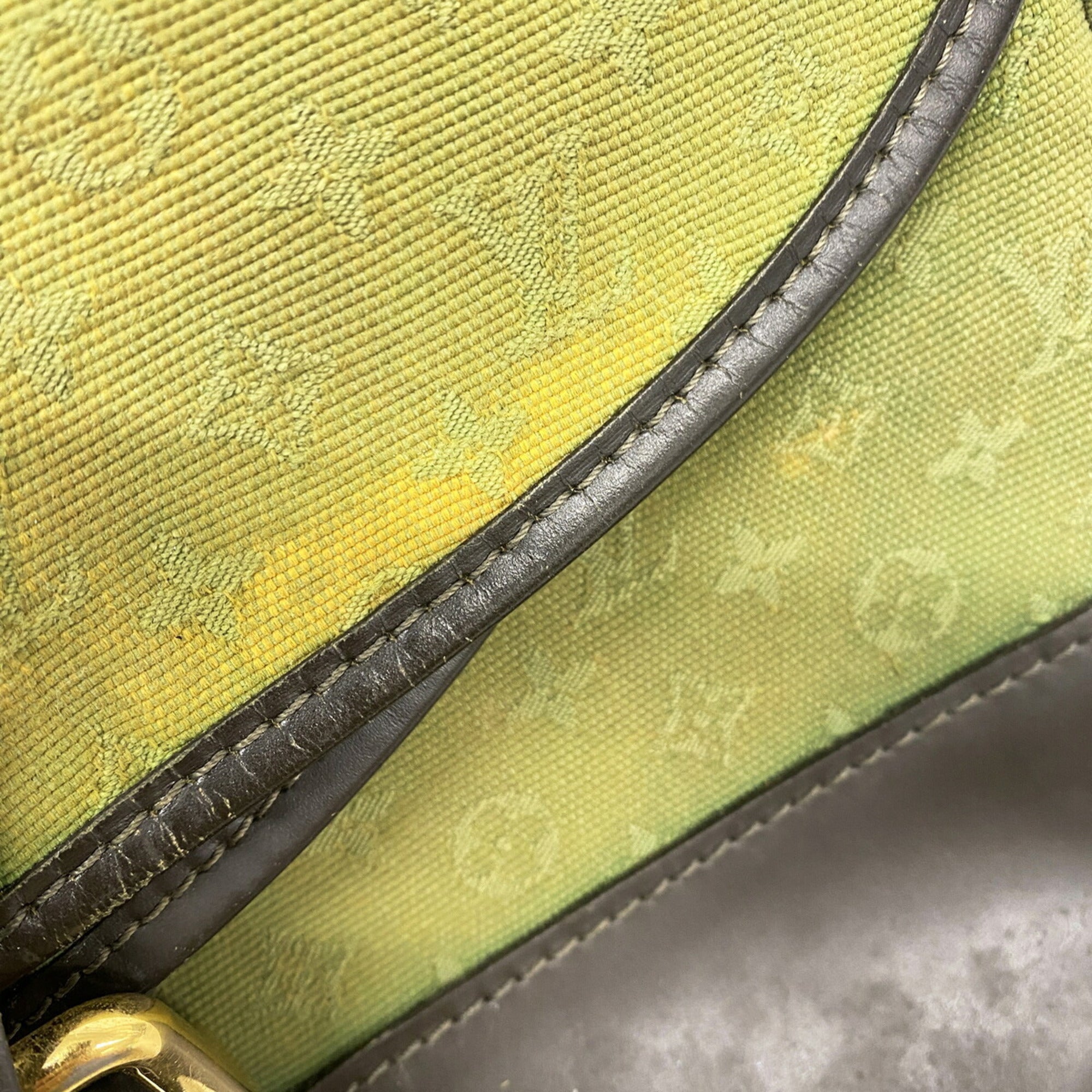 Louis Vuitton Tst Khaki Shoulder Bag (Pre-Owned)