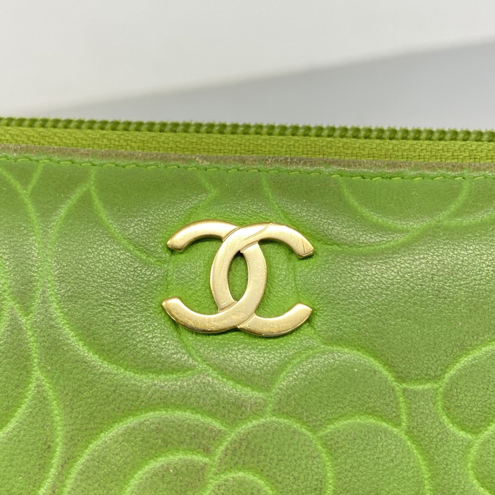 Chanel Green Leather Long Wallet (Bi-Fold) (Pre-Owned)