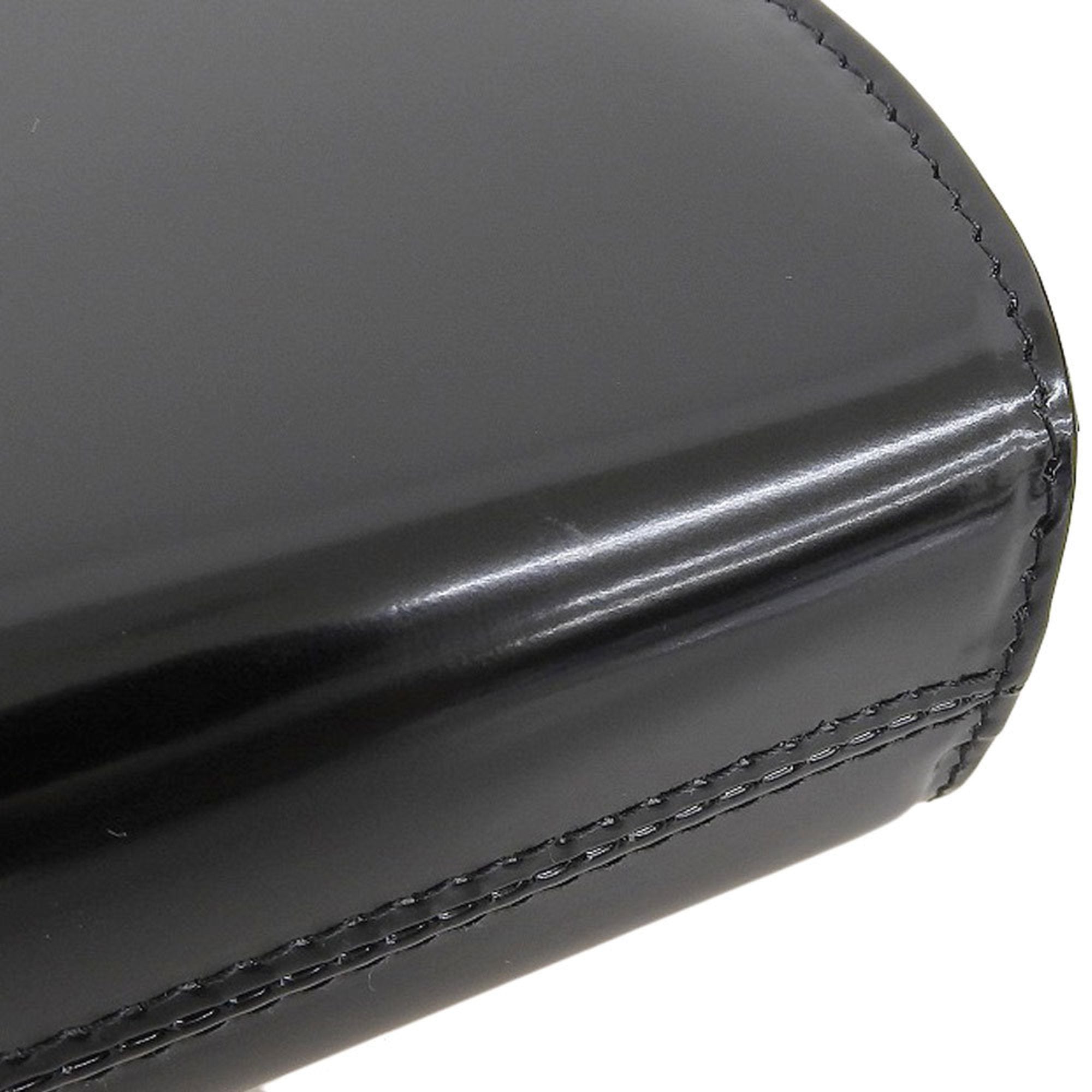 Salvatore Ferragamo Black Leather Handbag (Pre-Owned)