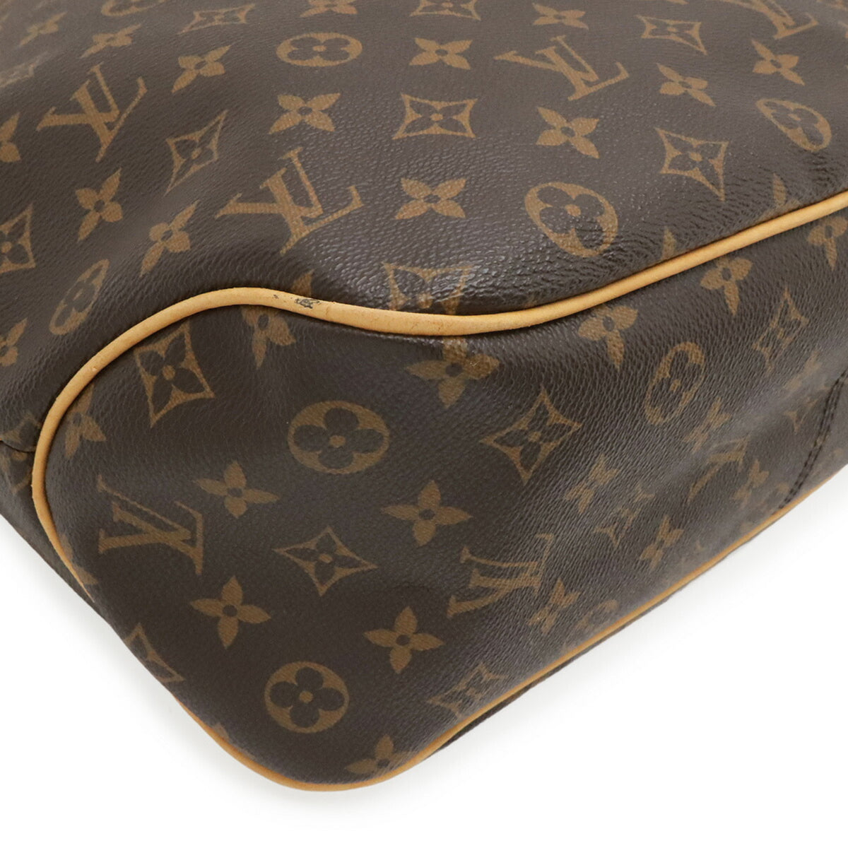 Louis Vuitton Brown Monogram Monogram Shoulder Bag (Pre-Owned)
