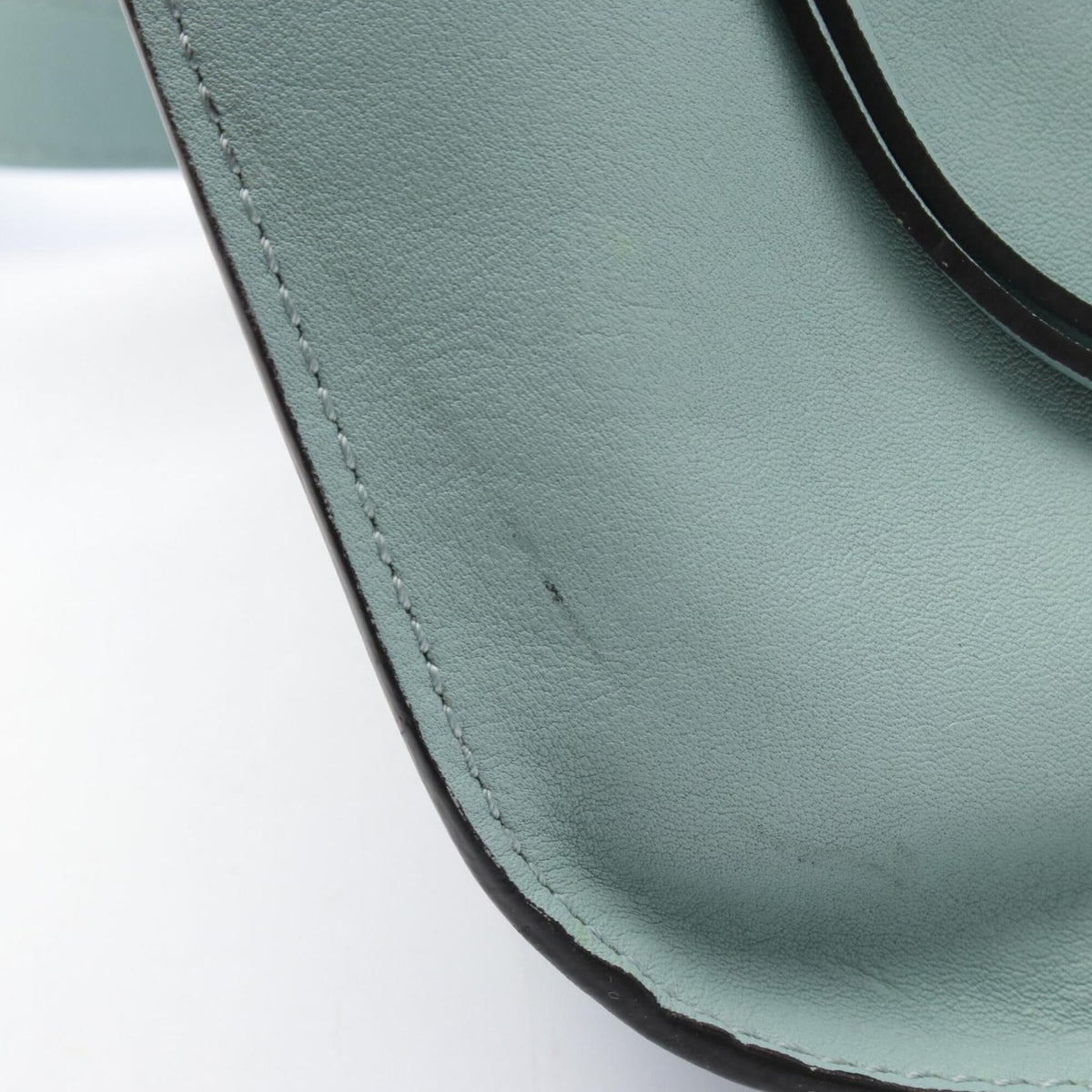 Loewe Blue Leather Handbag (Pre-Owned)