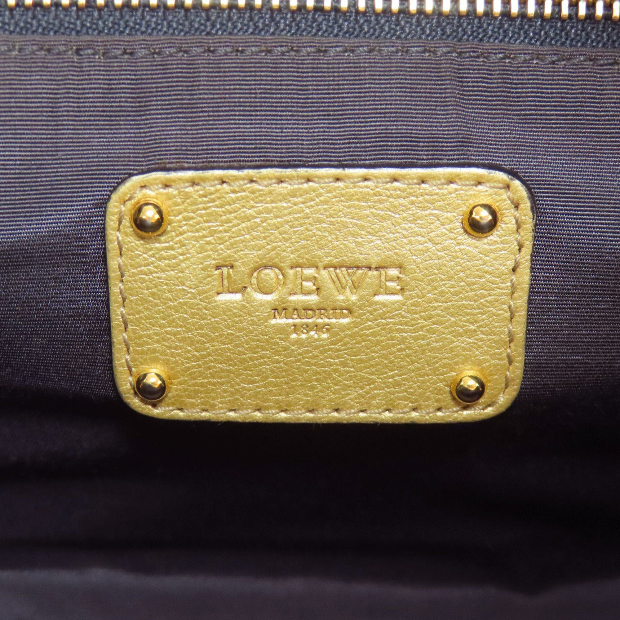 Loewe Gold Leather Handbag (Pre-Owned)
