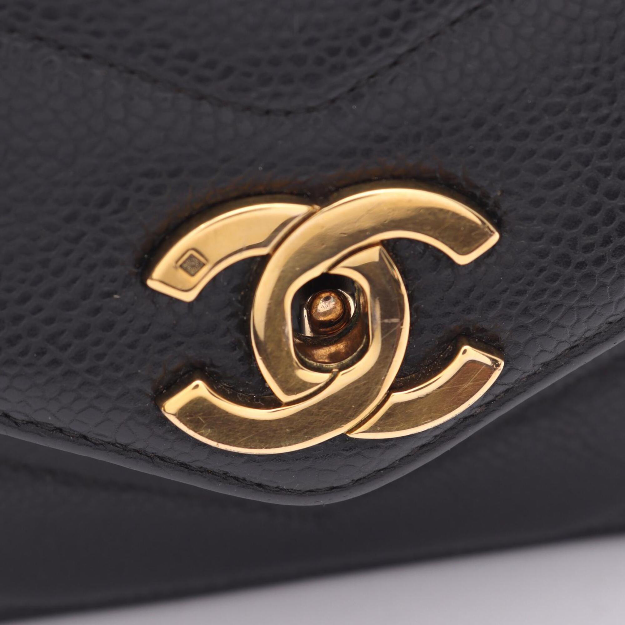 Chanel Black Leather Handbag Shoulder Bag (Pre-Owned)