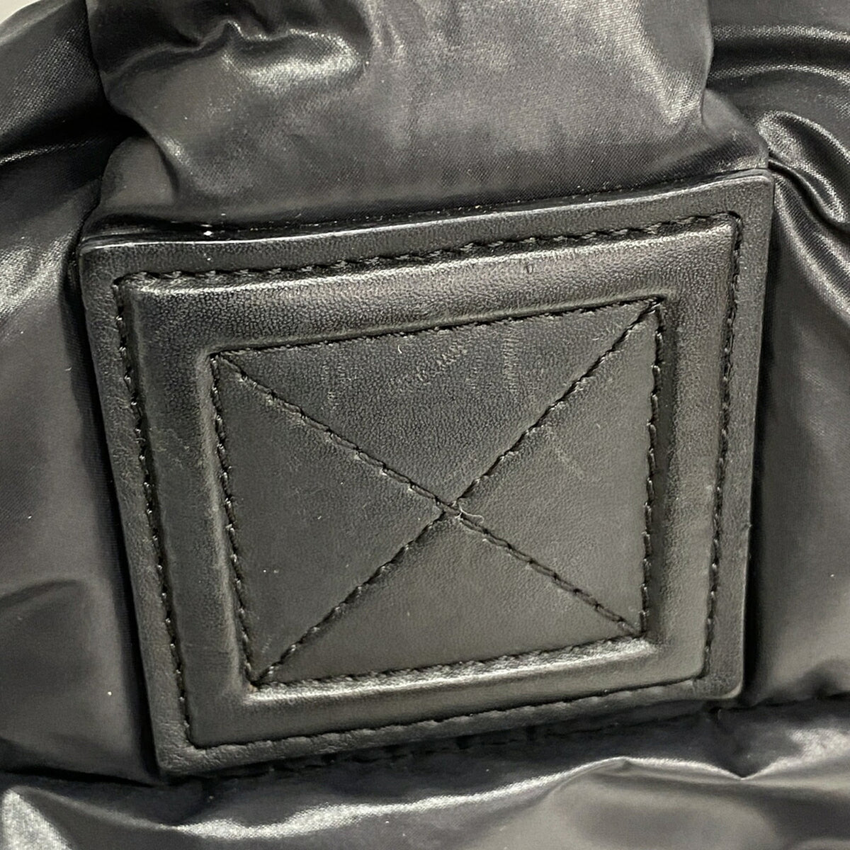 Chanel Black Nylon Tote Bag (Pre-Owned)