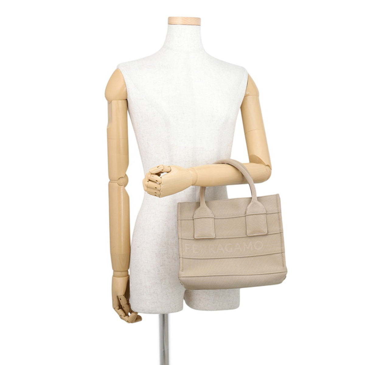 Salvatore Ferragamo Beige Fabric Handbag Tote Bag (Pre-Owned)