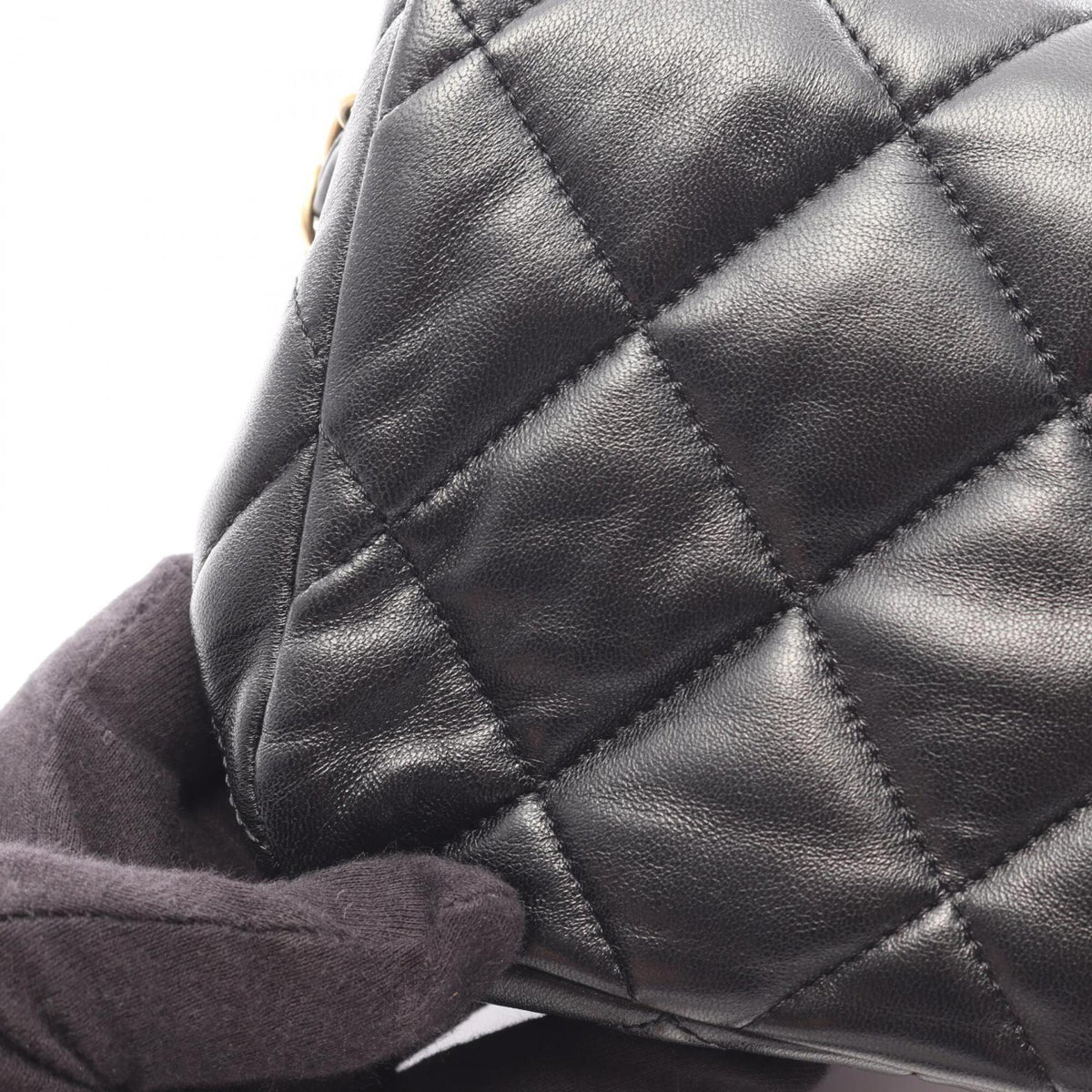 Chanel Black Leather Handbag Shoulder Bag (Pre-Owned)