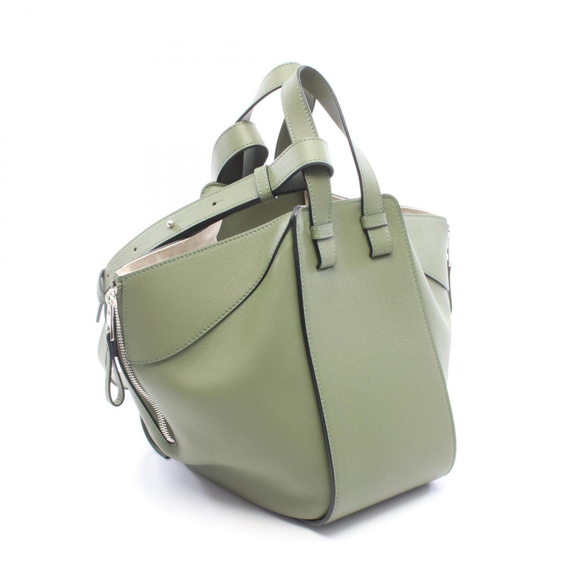 Loewe Green Leather Handbag (Pre-Owned)