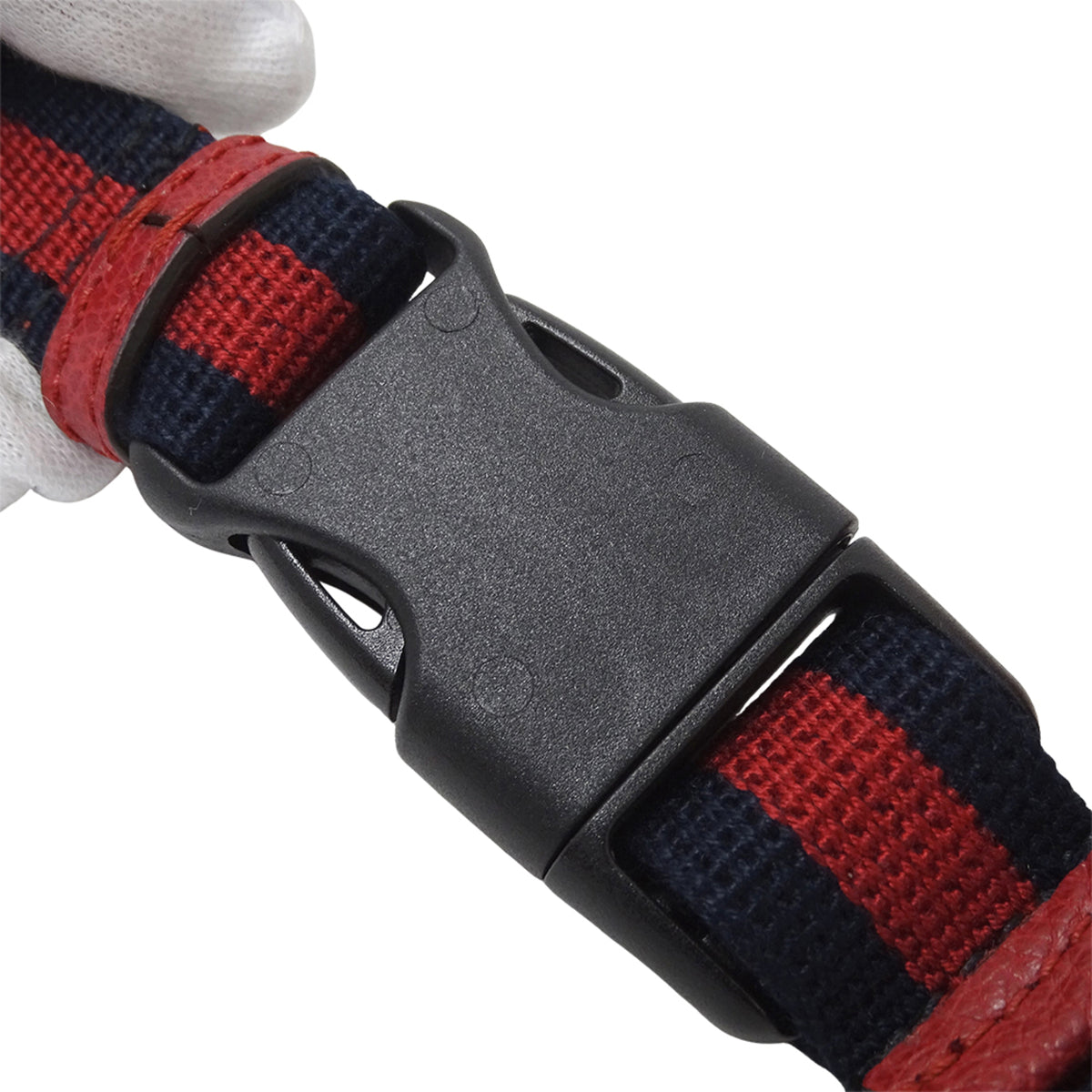 Gucci Red Color Leather Fanny Pack Handbag Sling Bag (Pre-Owned)