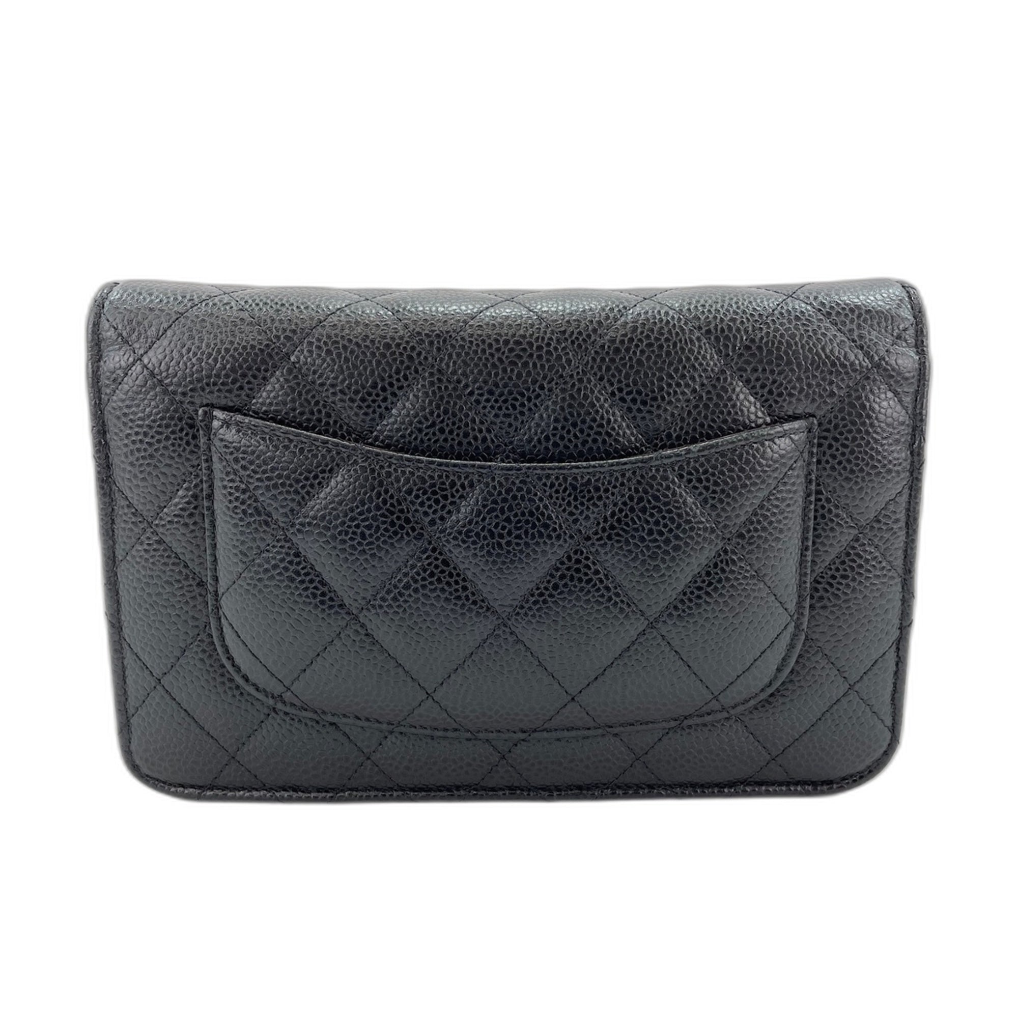 Chanel Black Shoulder Bag (Pre-Owned)