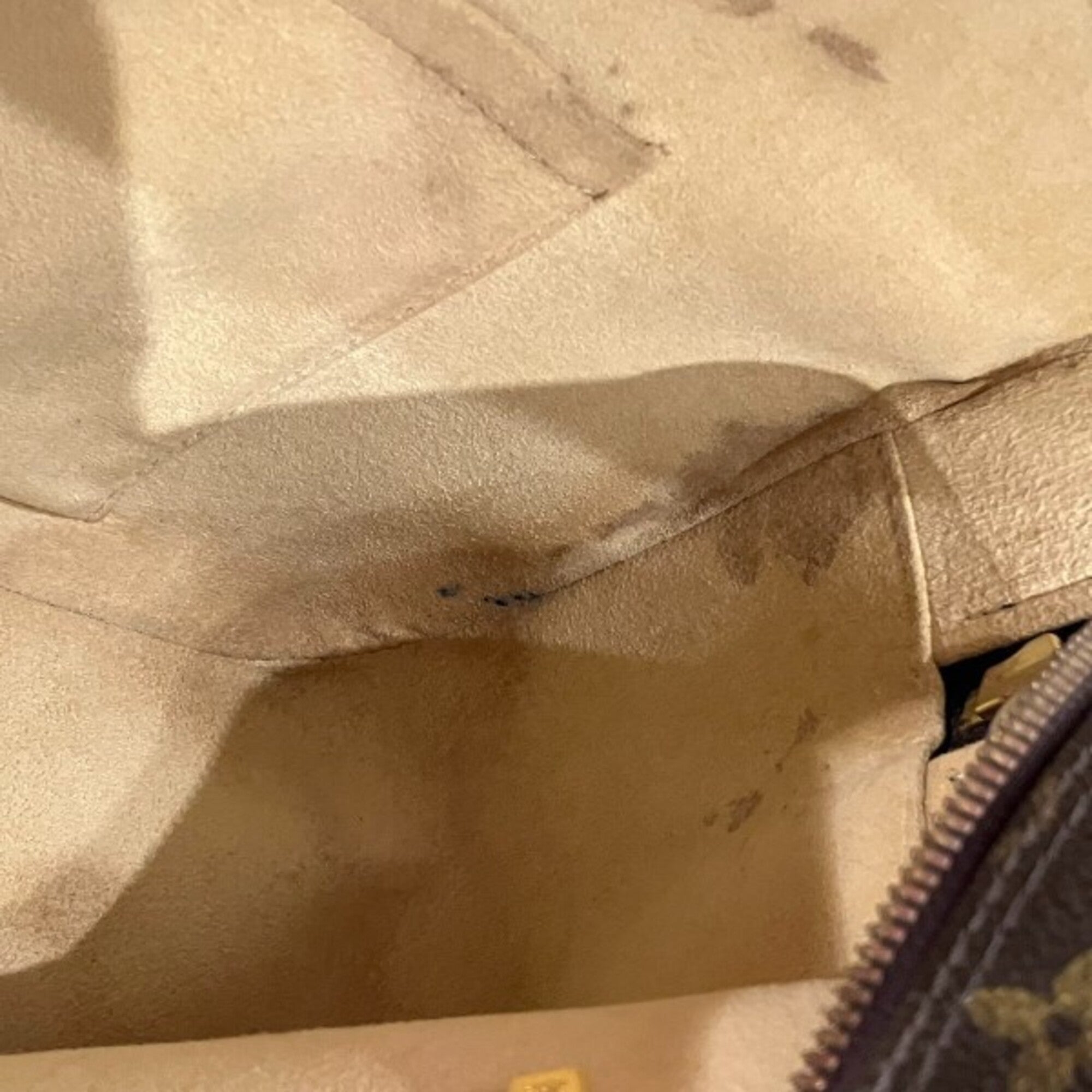 Louis Vuitton Brown Monogram Handbag Shoulder Bag (Pre-Owned)