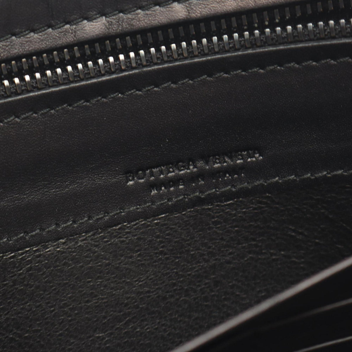 Bottega Veneta Black Leather Long Wallet (Bi-Fold) (Pre-Owned)