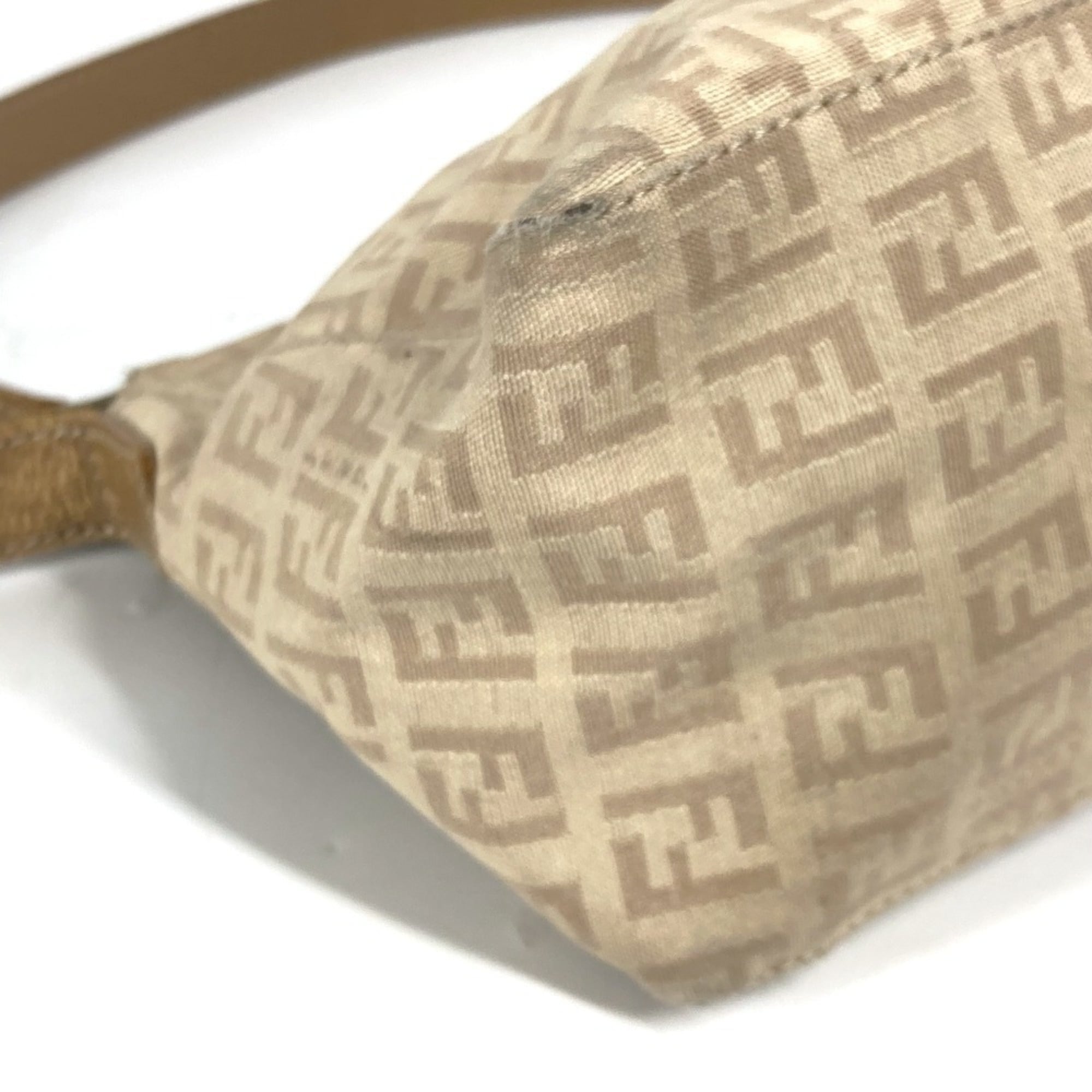 Fendi Beige Leather Canvas Shoulder Bag (Pre-Owned)