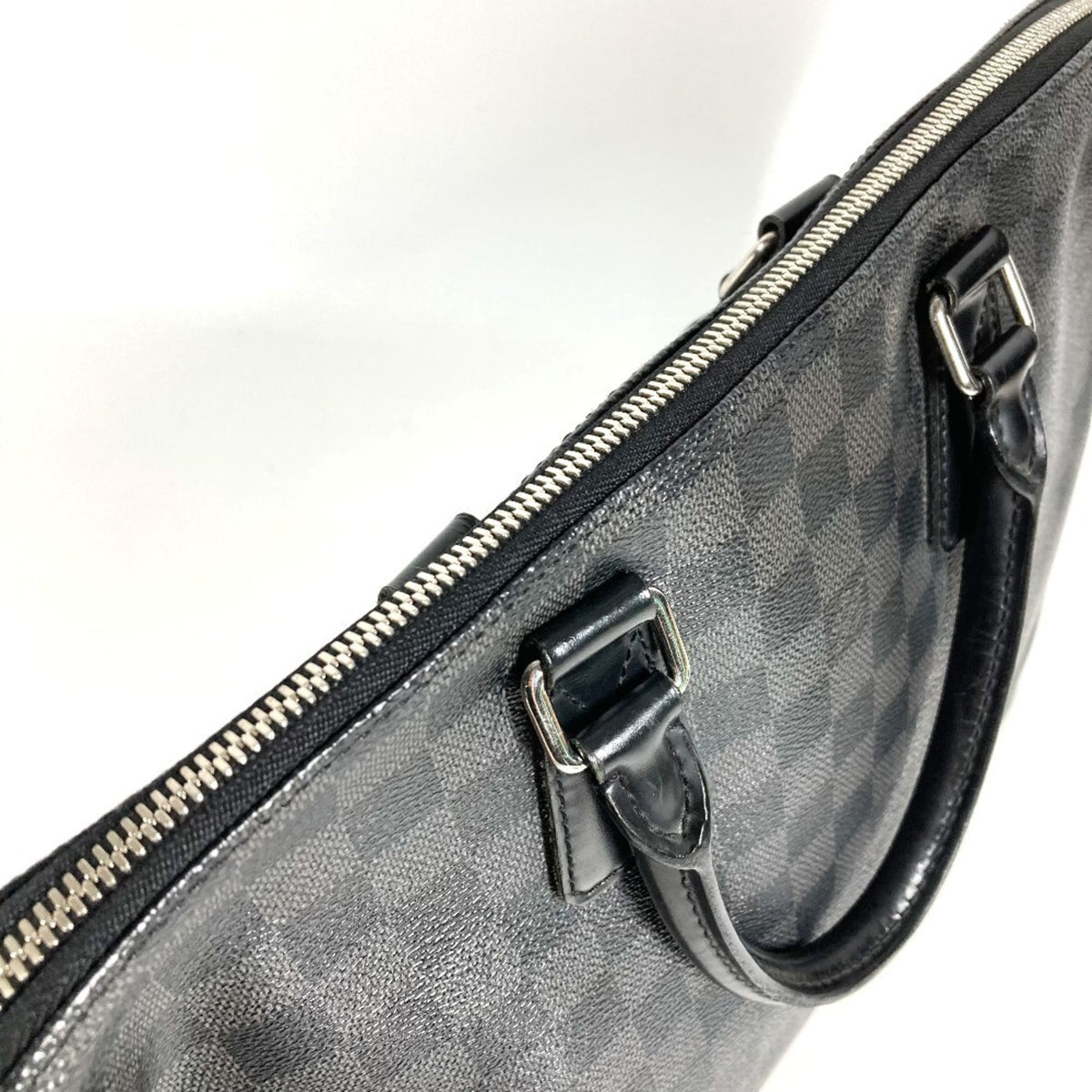 Louis Vuitton Black Damier Graphite Briefcase Handbag (Pre-Owned)