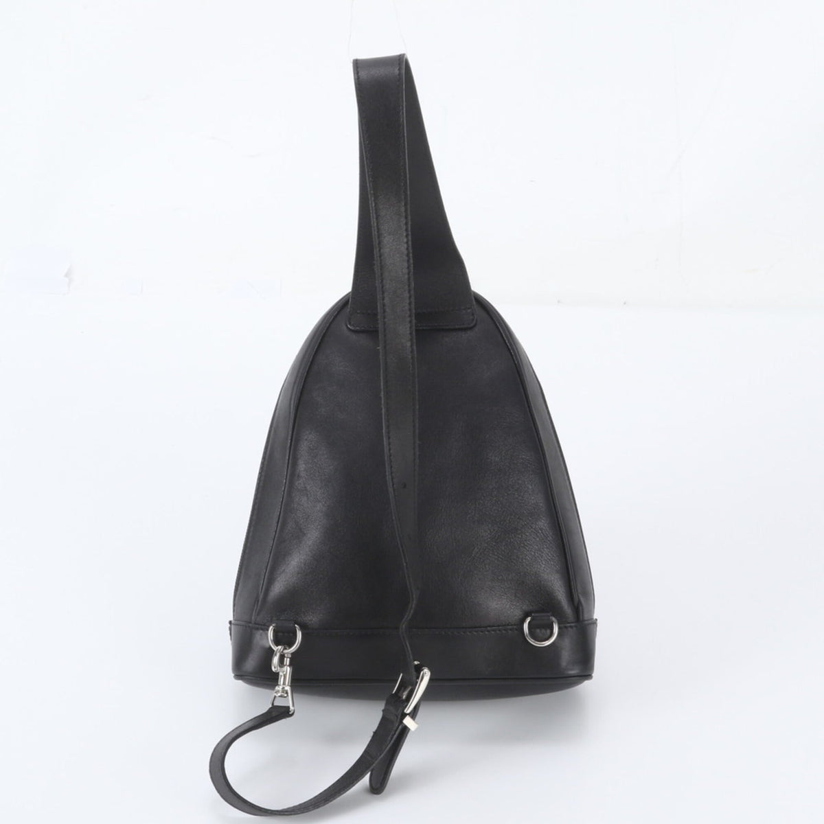 Gucci Black Leather Pouch Shoulder Bag Sling Bag (Pre-Owned)
