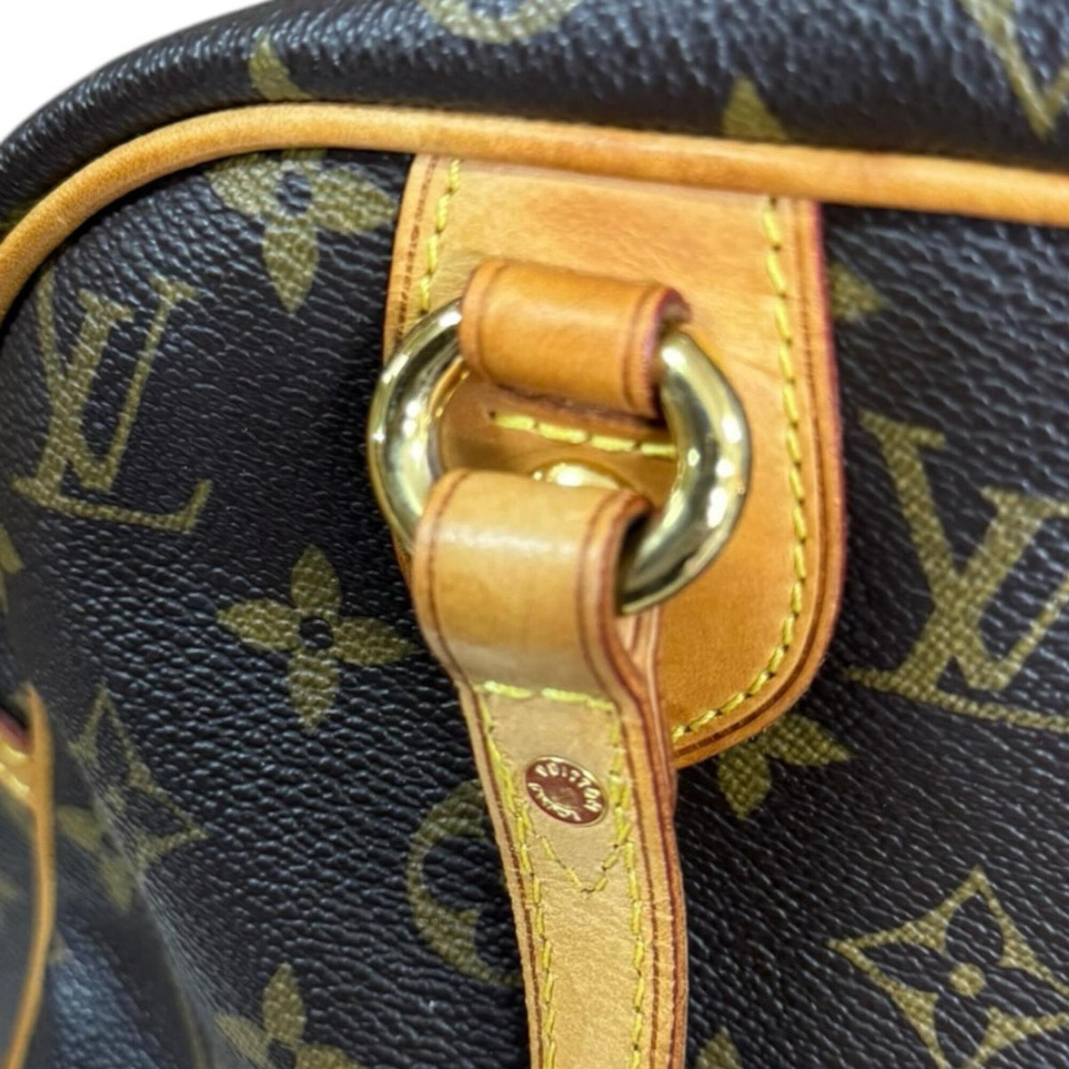 Louis Vuitton Brown Monogram Canvas Shoulder Bag (Pre-Owned)