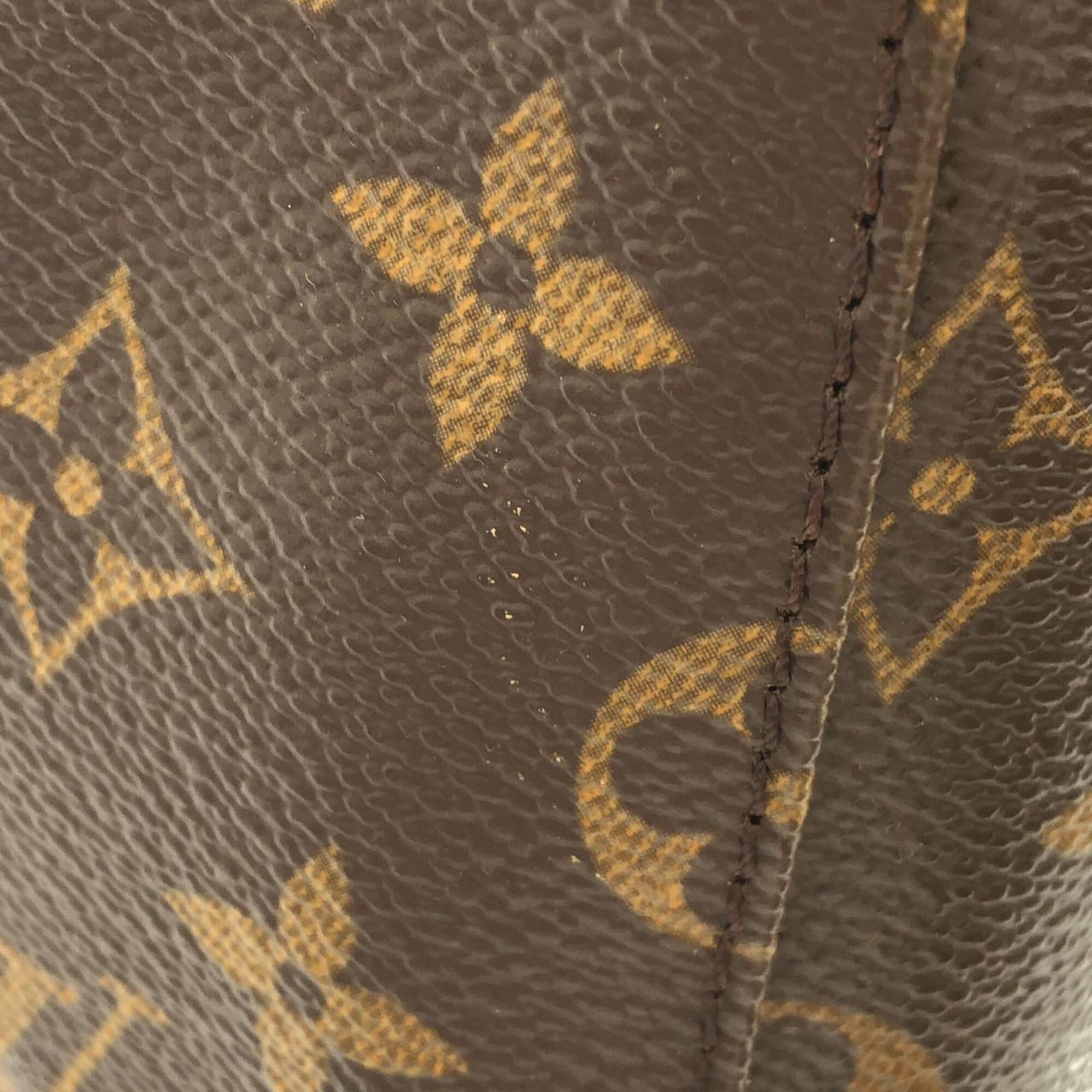 Louis Vuitton Marron Coated Canvas Shoulder Bag (Pre-Owned)