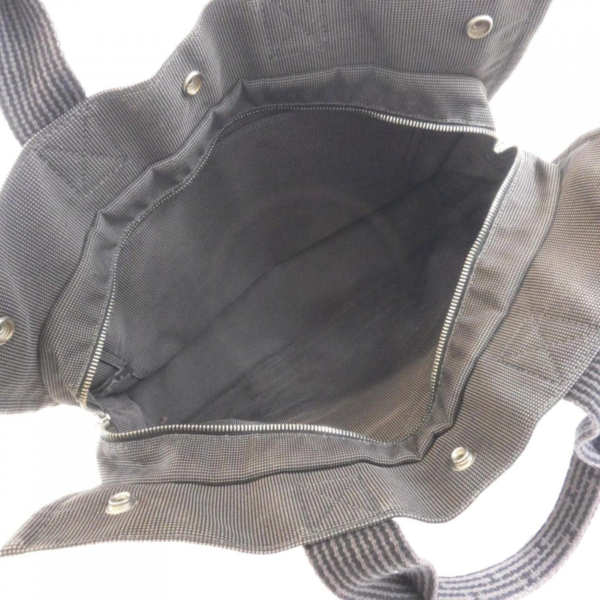 Hermes Black Canvas Handbag (Pre-Owned)