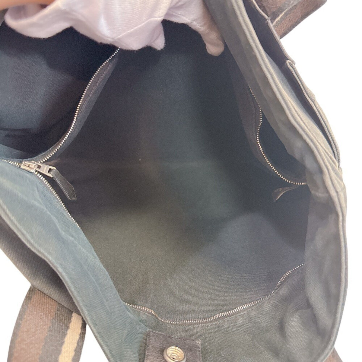 Hermes Black Canvas Tote Bag (Pre-Owned)
