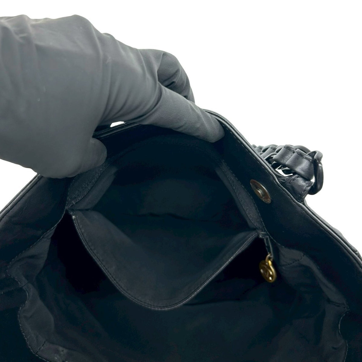 Chanel Black Leather Plastic Handbag (Pre-Owned)