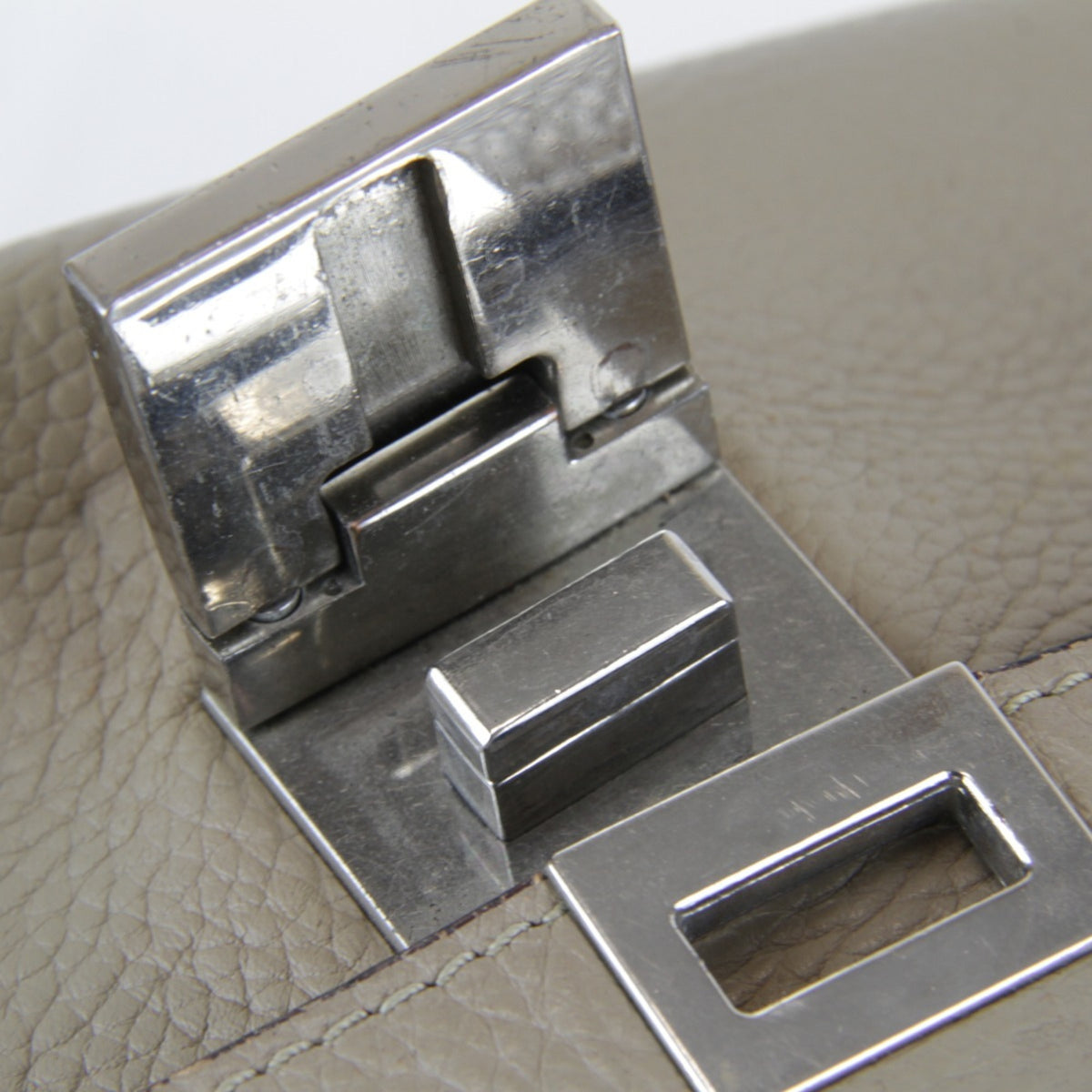 Celine Beige Leather Shoulder Bag (Pre-Owned)