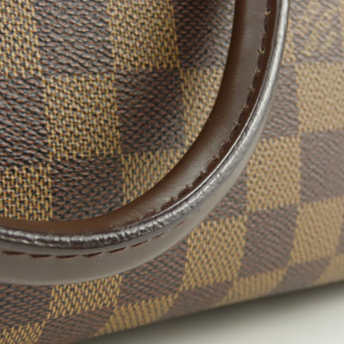 Louis Vuitton Damier Brown Damier Canvas Handbag (Pre-Owned)