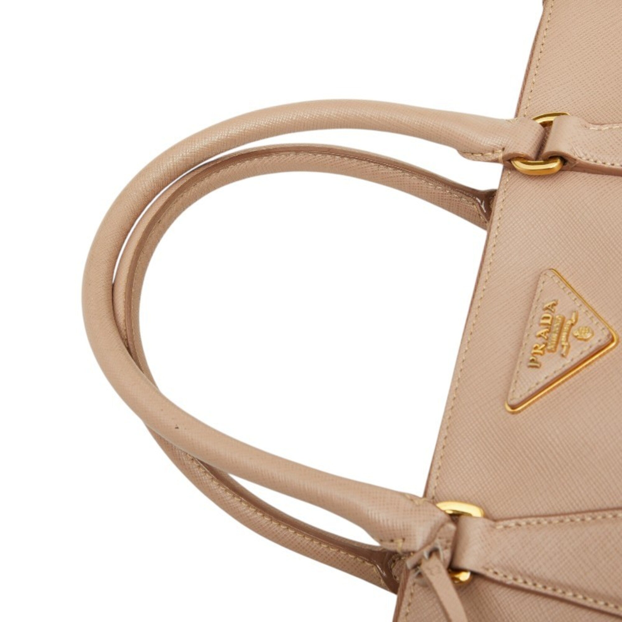 Prada Beige Saffiano Triangle Leather Handbag Shoulder Bag (Pre-Owned)