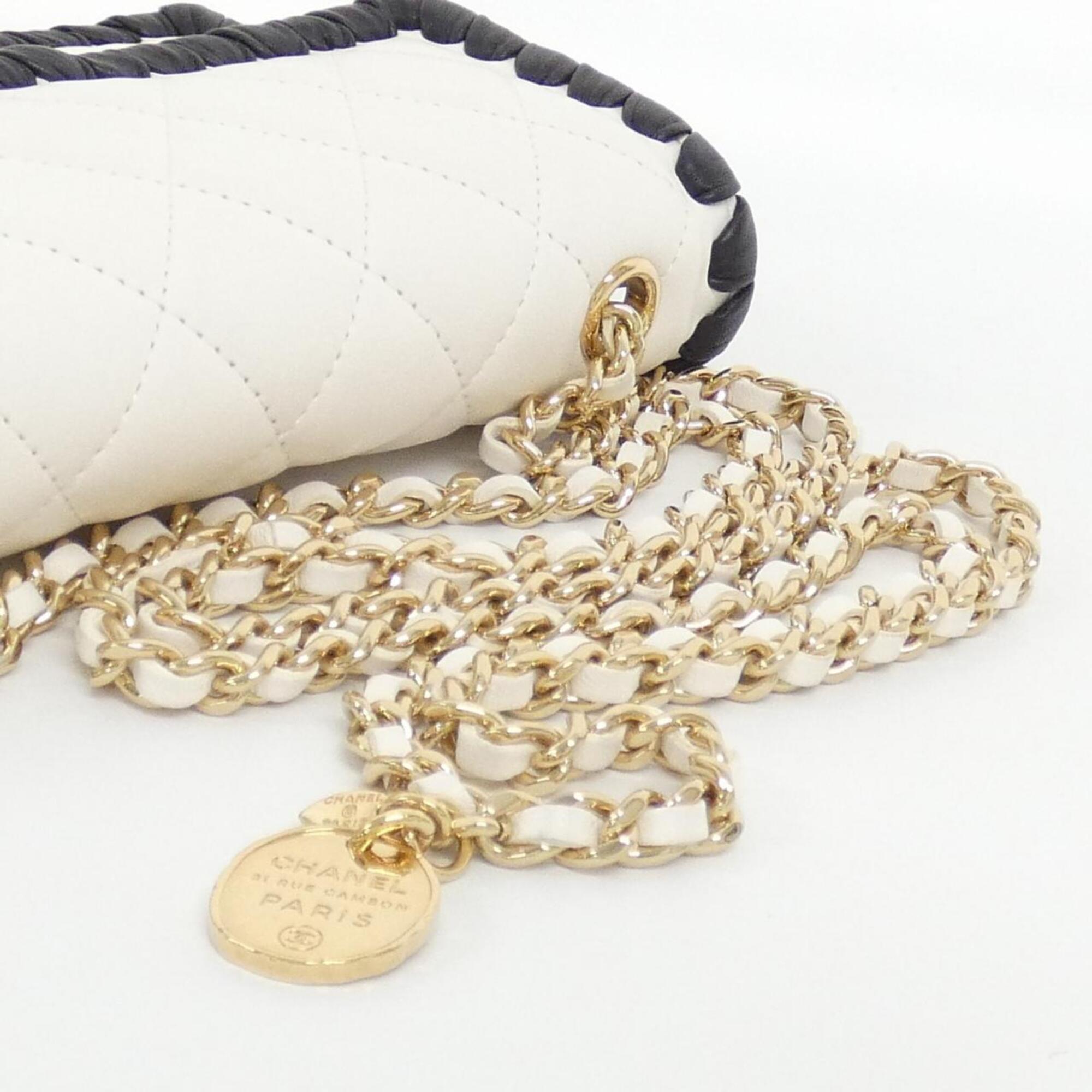 Chanel Black White Leather Chain/Shoulder Wallet (Pre-Owned)