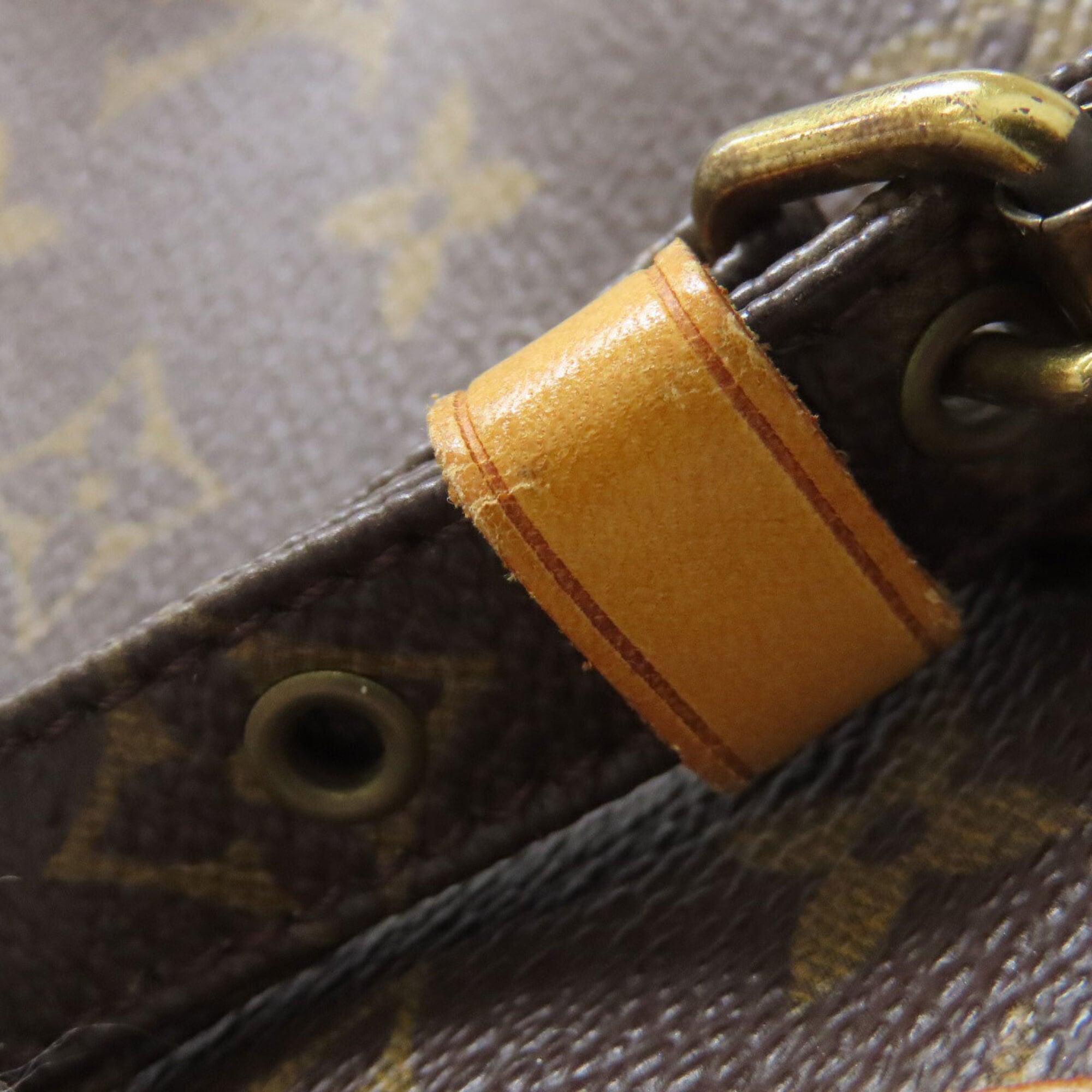Louis Vuitton Brown Monogram Monogram Canvas Shoulder Bag (Pre-Owned)