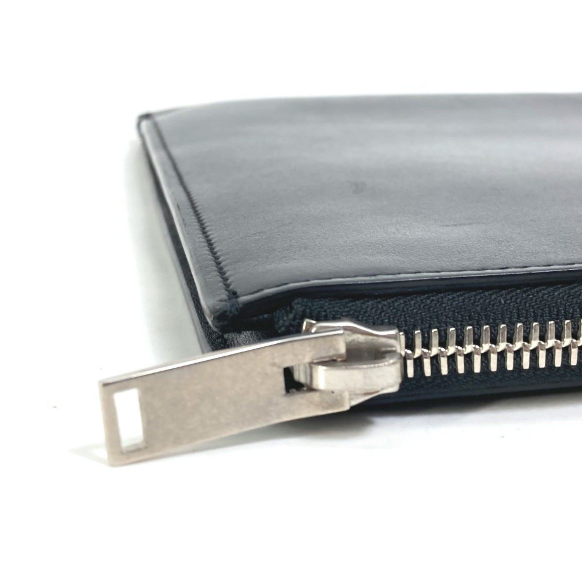 Yves Saint Laurent Black Leather Clutch Bag Pouch (Pre-Owned)
