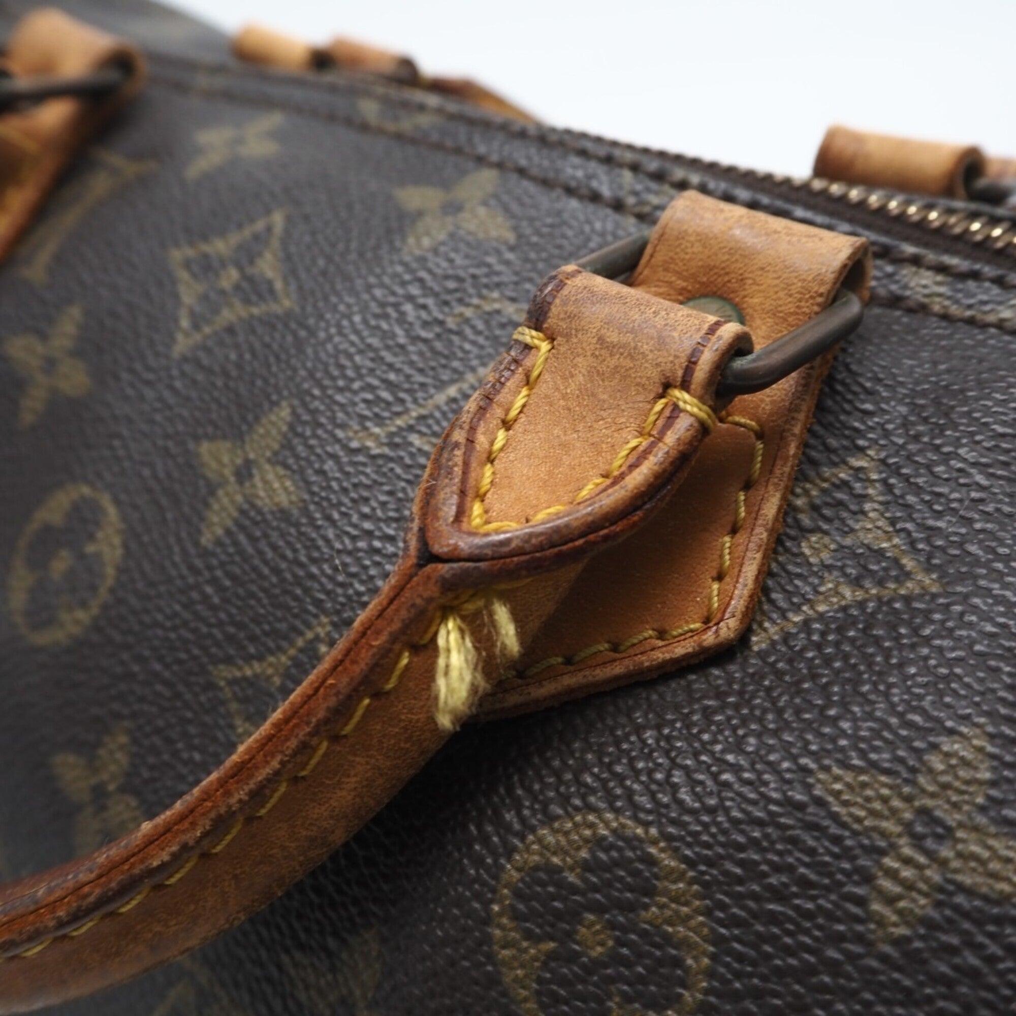 Louis Vuitton Brown Monogram Monogram Leather Handbag (Pre-Owned)