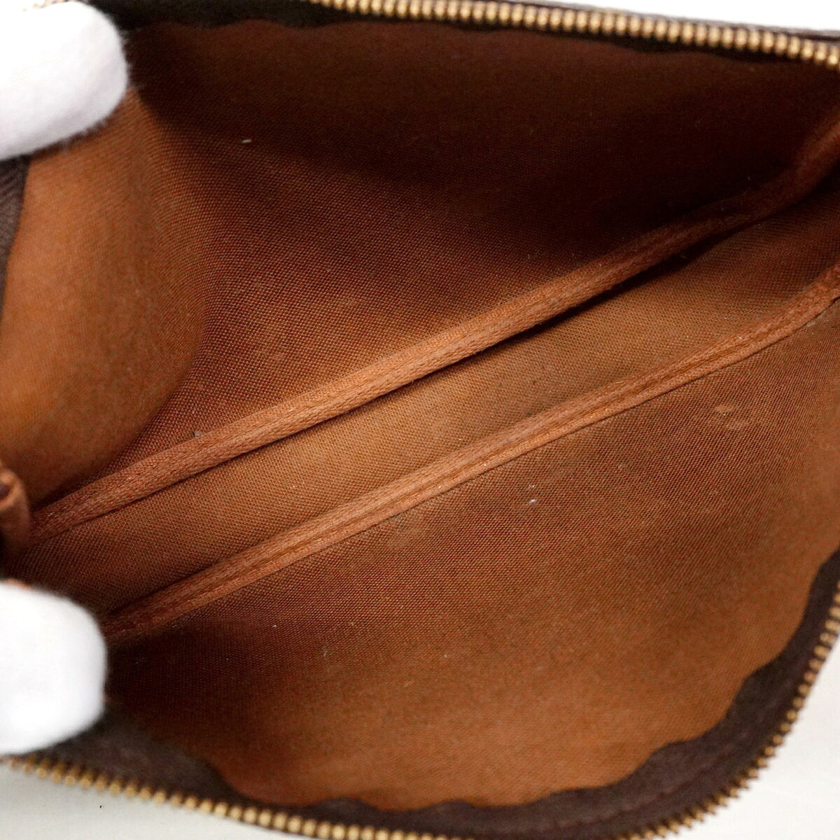 Louis Vuitton Brown Pouch (Pre-Owned)