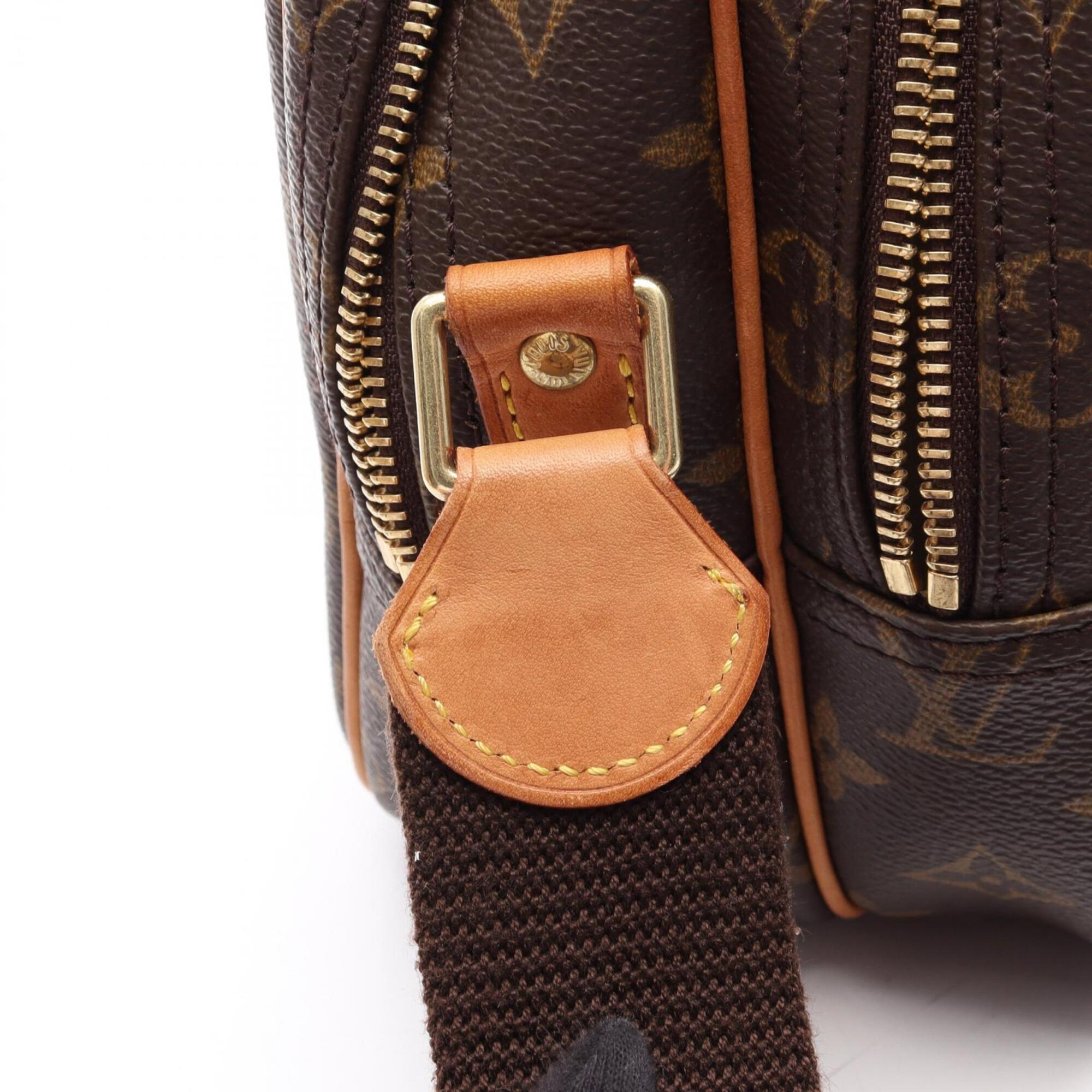 Louis Vuitton Monogram Brown Coated Canvas Leather Handbag Shoulder Bag (Pre-Owned)