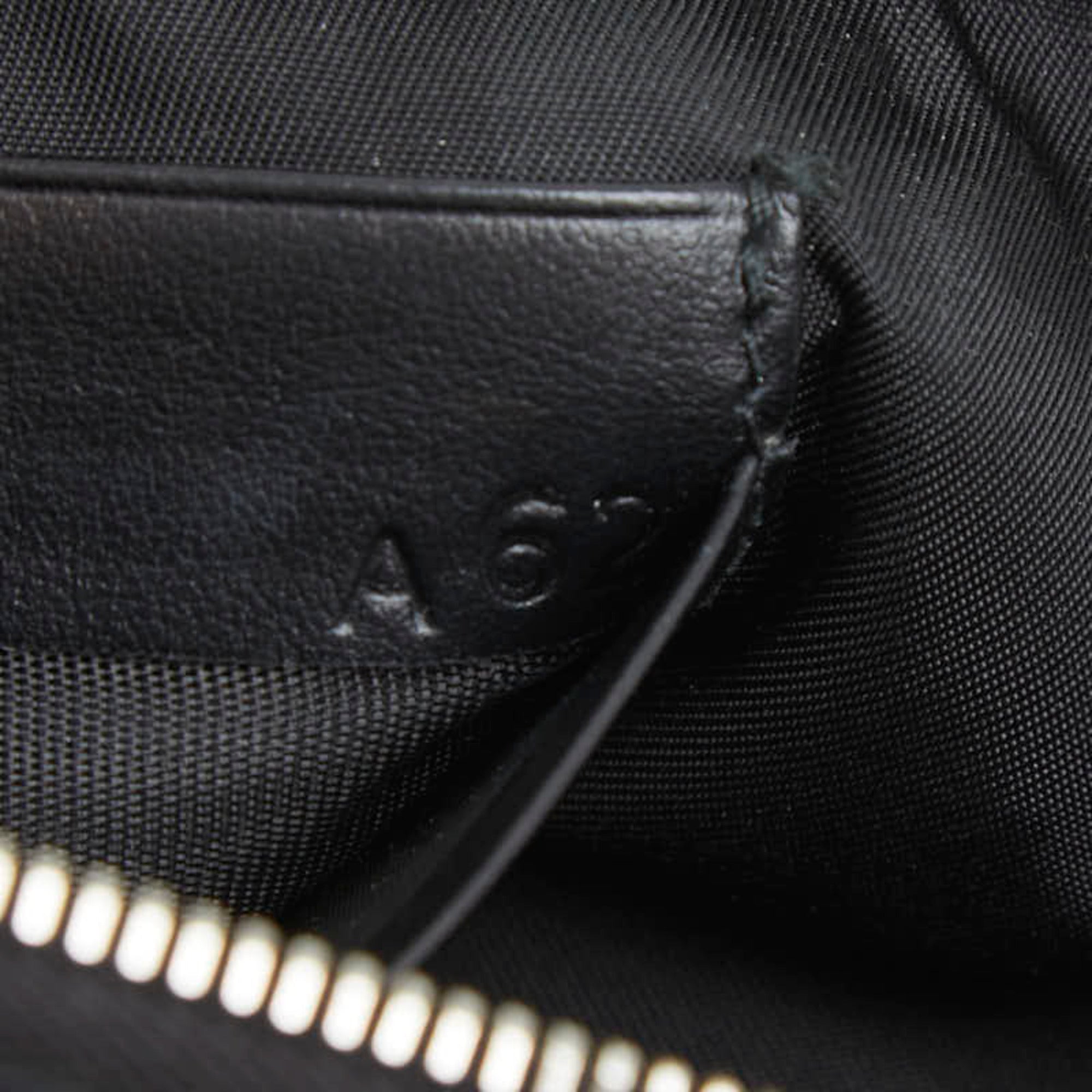 Prada Black Nylon Shoulder Bag (Pre-Owned)