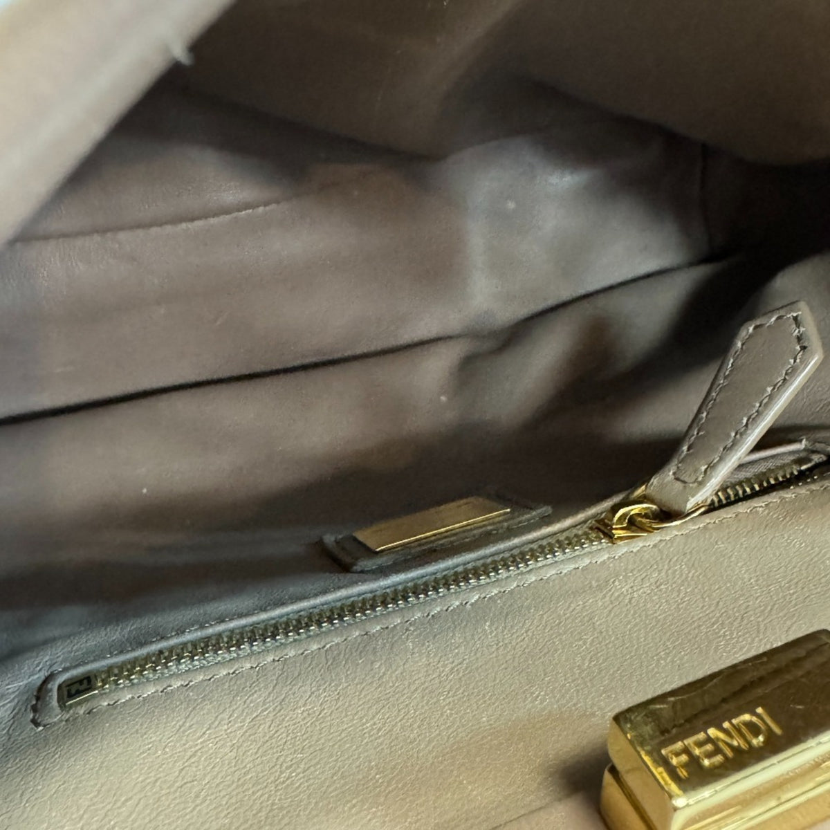 Fendi Brown Leather Handbag (Pre-Owned)