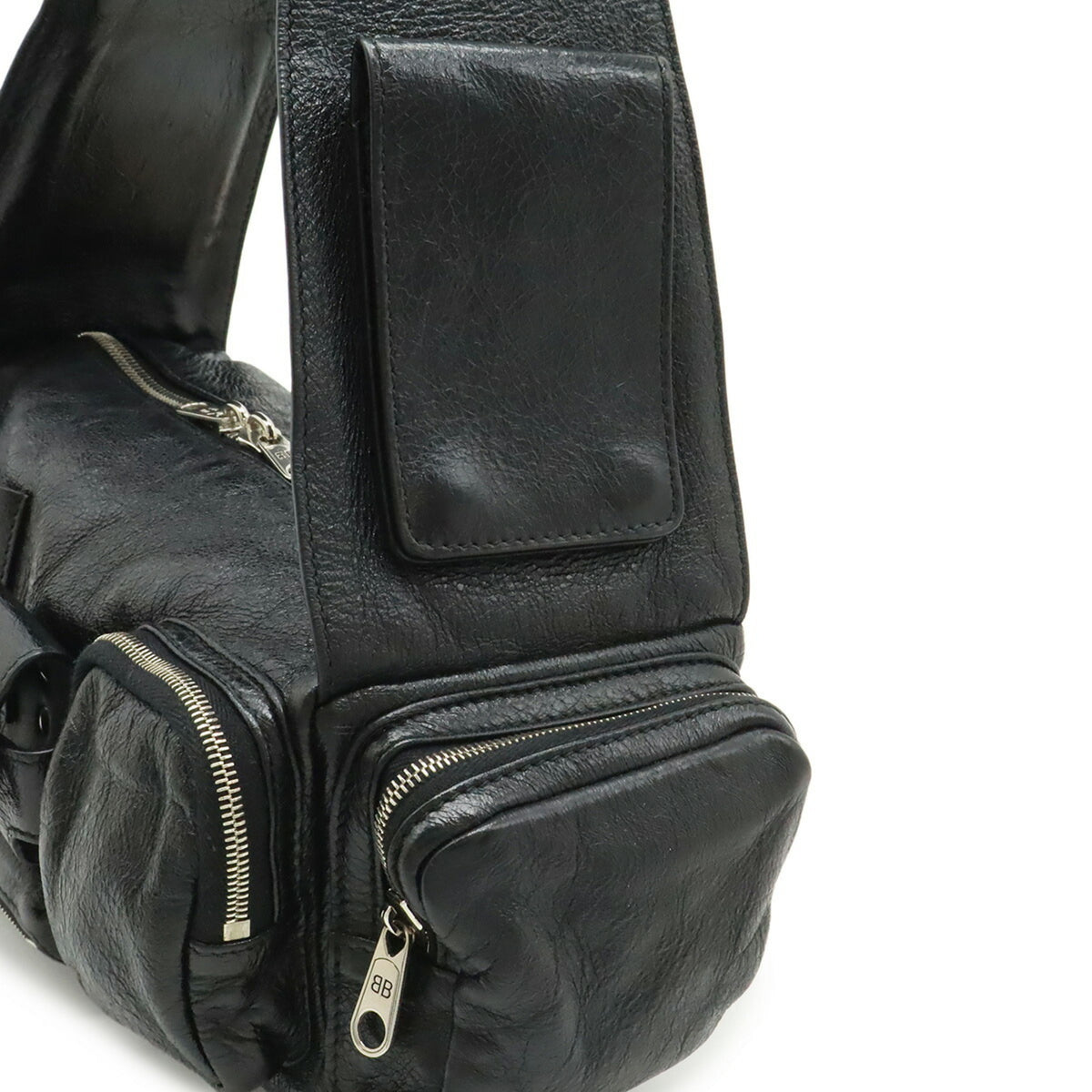 Balenciaga Black Leather Shoulder Bag (Pre-Owned)