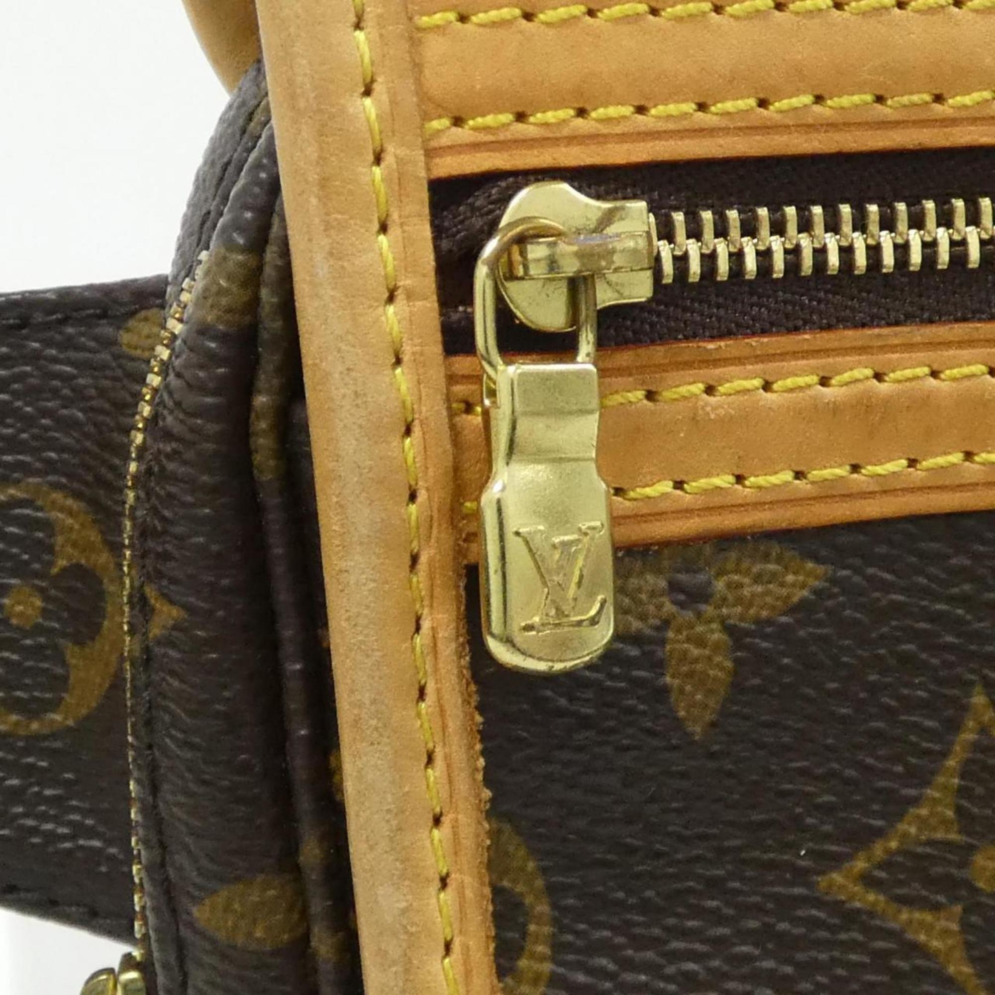 Louis Vuitton Marron Coated Canvas Shoulder Bag (Pre-Owned)