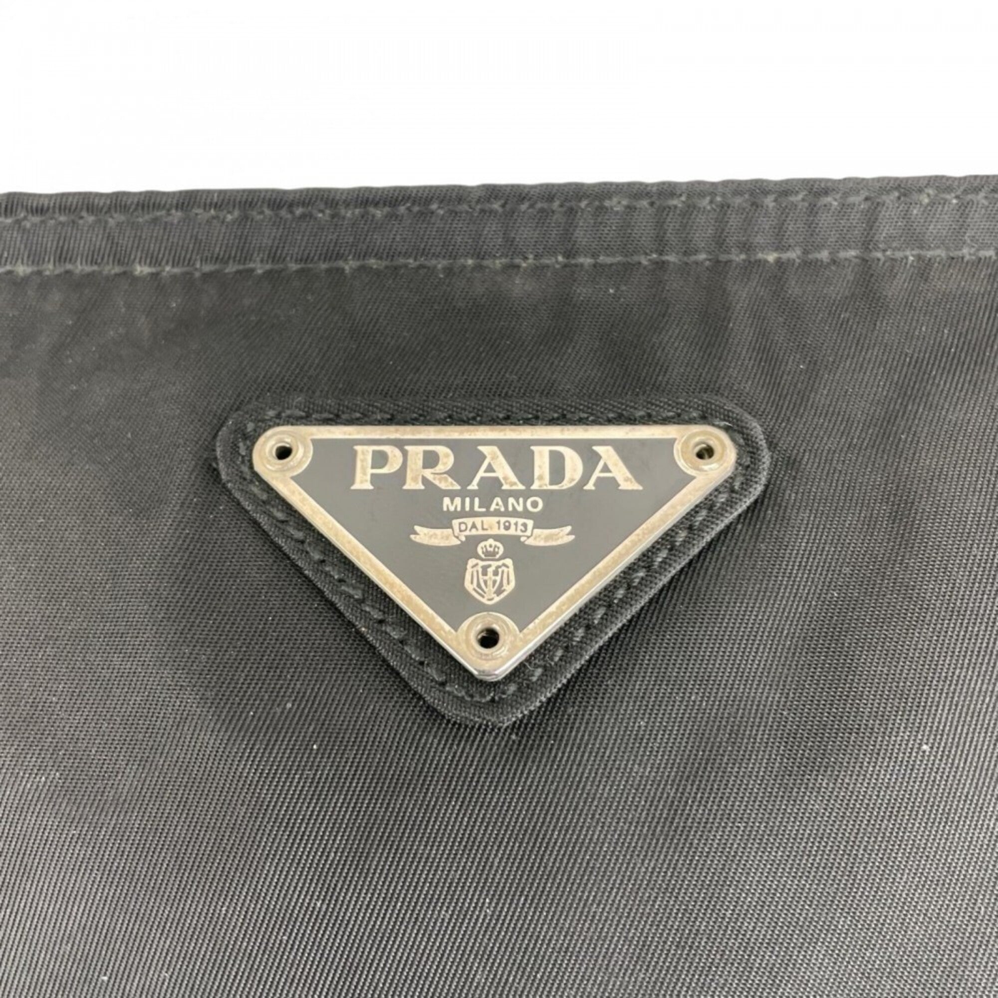 Prada Black Nylon Shoulder Bag (Pre-Owned)