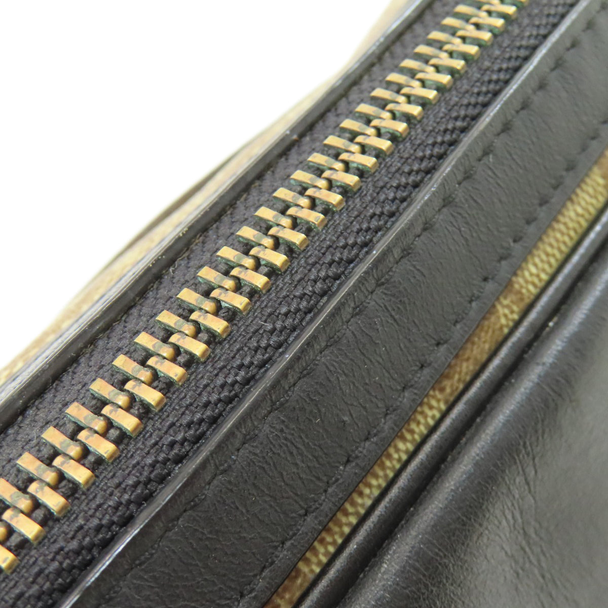 Coach Signature Black Pvc Shoulder Bag (Pre-Owned)
