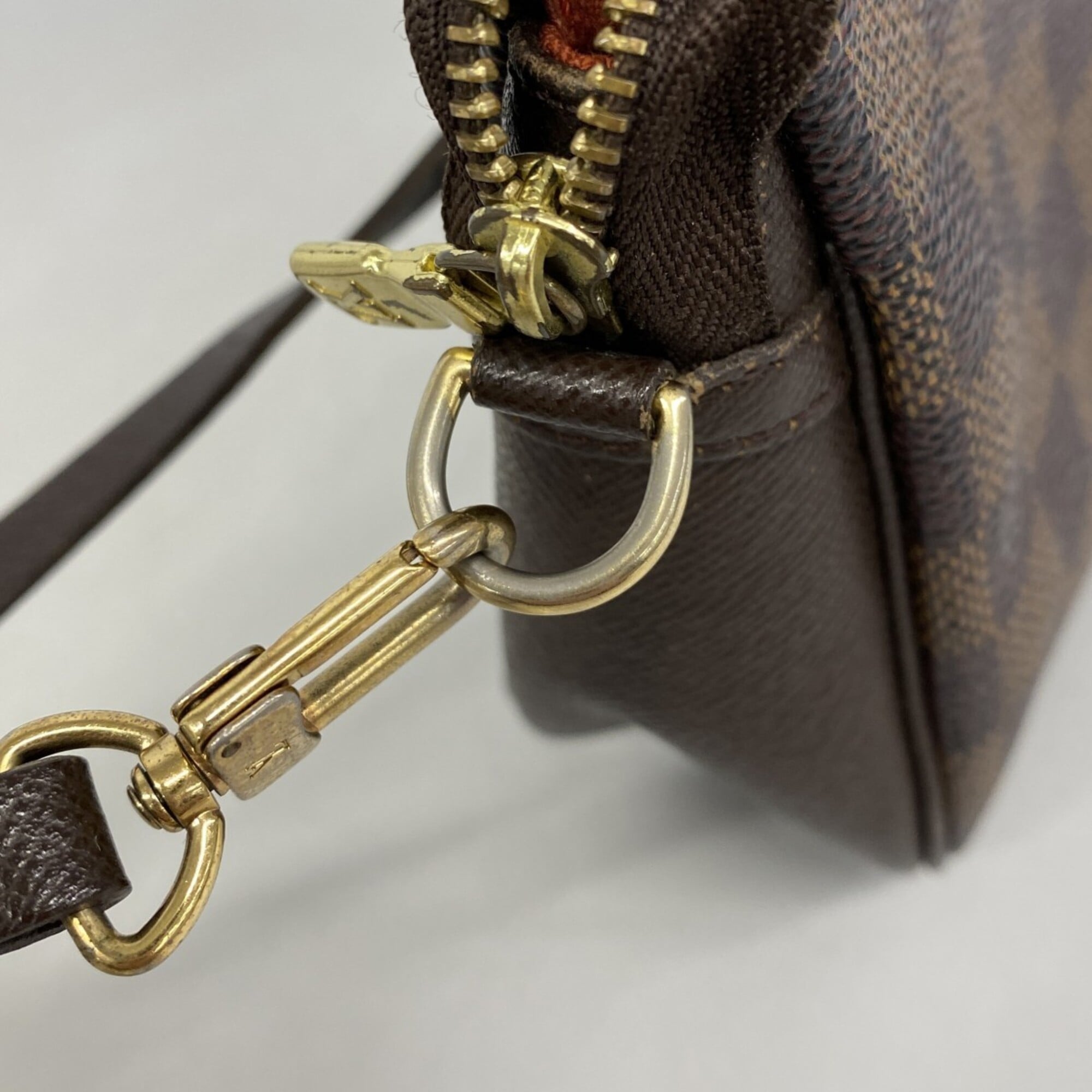 Louis Vuitton Ebene Pouch (Pre-Owned)